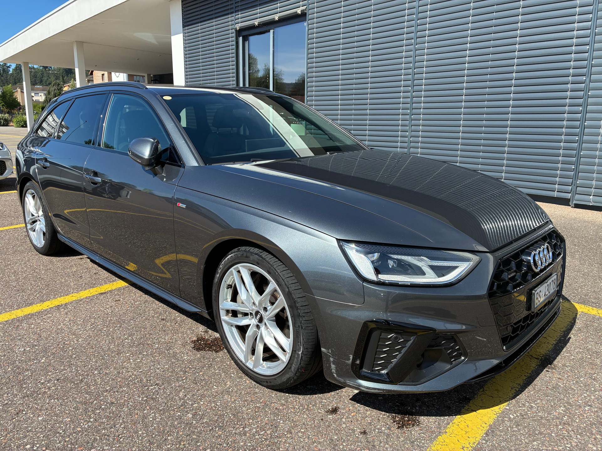 AUDI Avant 50 TDI Quattro S-Line-image-0