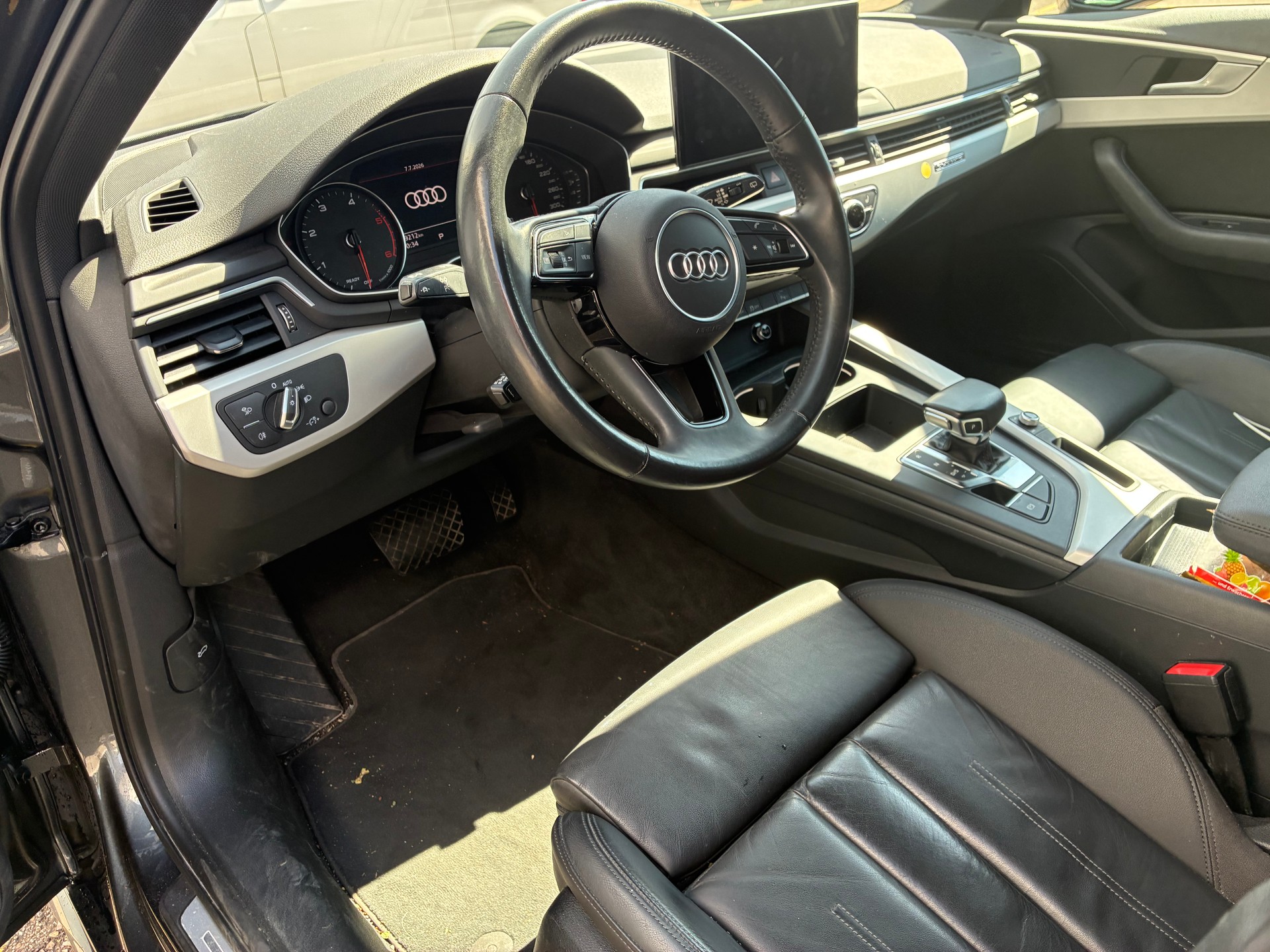 AUDI Avant 50 TDI Quattro S-Line-image-3