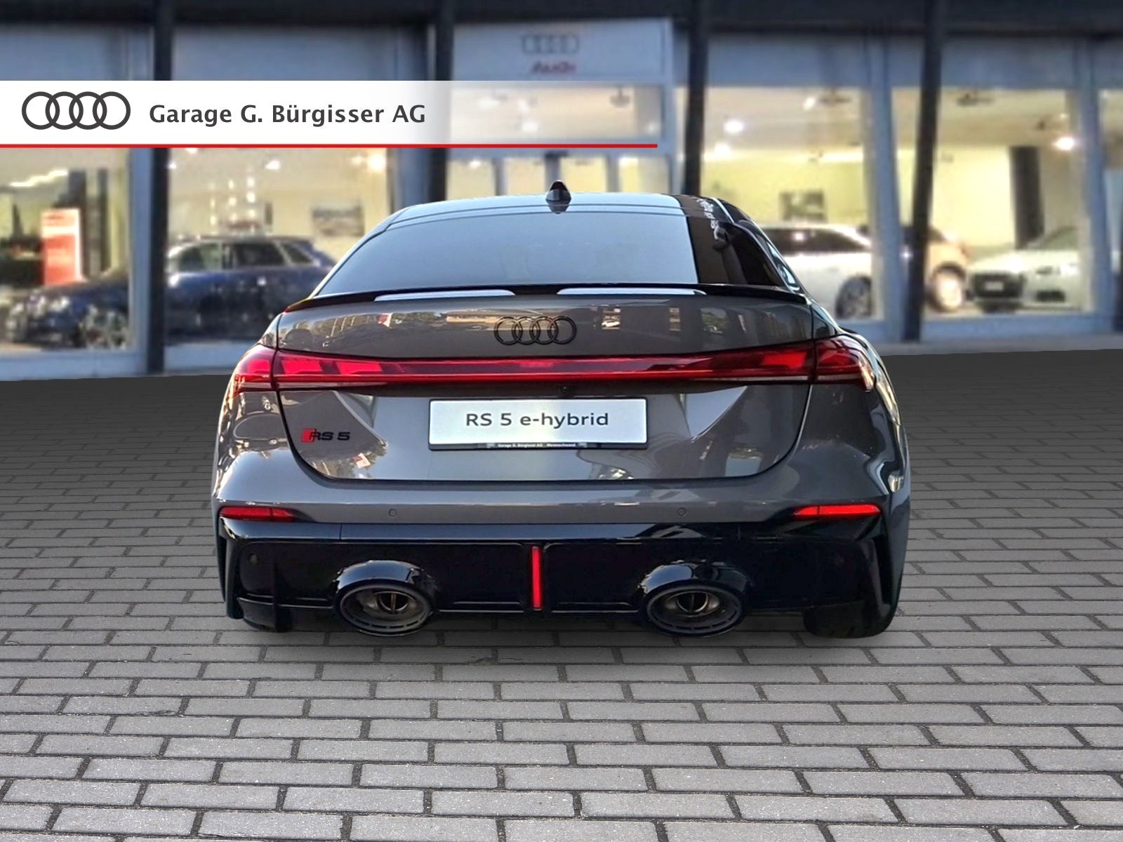 AUDI RS 5 Limousine TFSI 470 kW Tiptronic quattro Plateaugrau Metallic-image-4