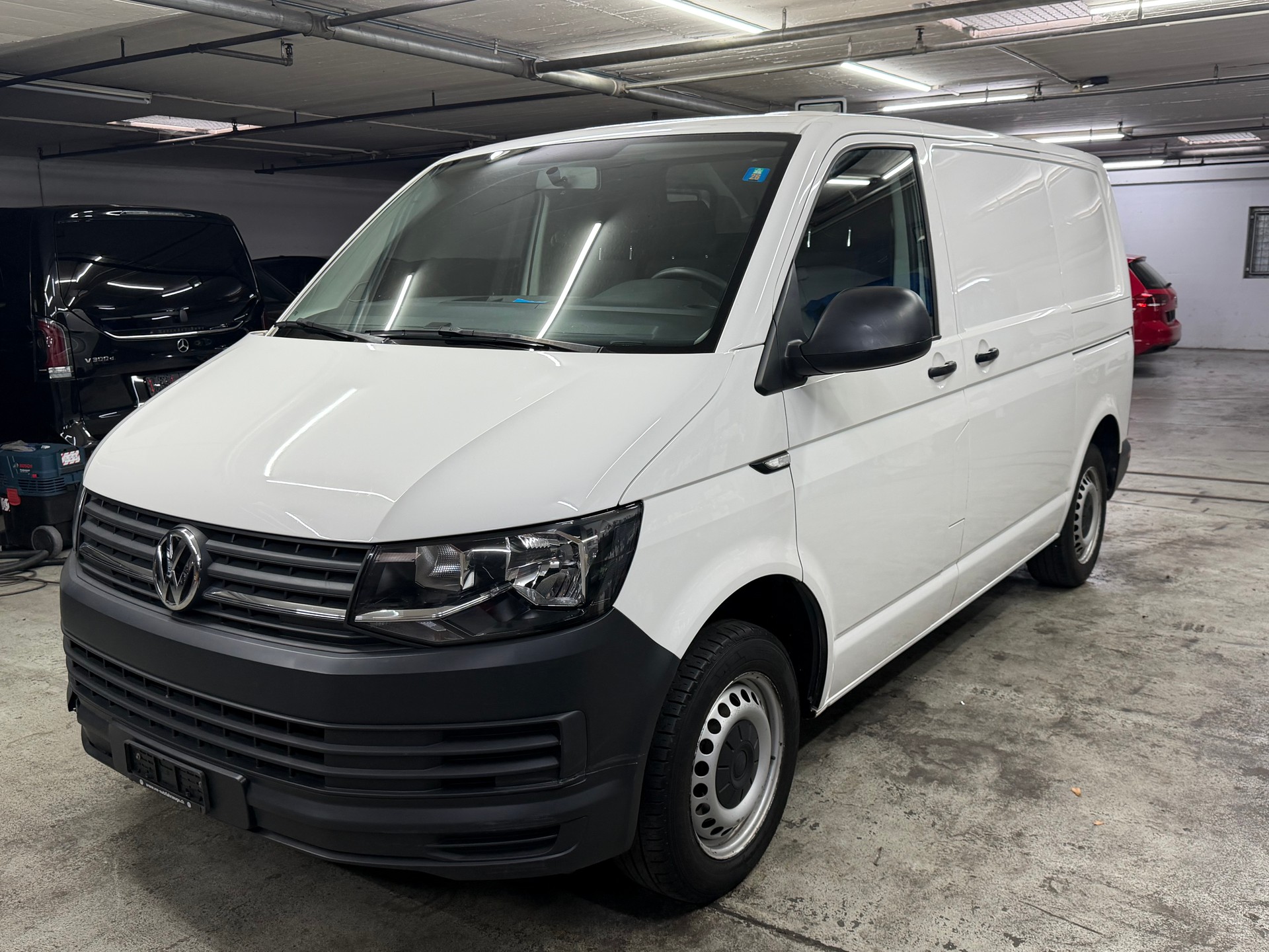 VW T6 2.0 TDI Entry-image-3