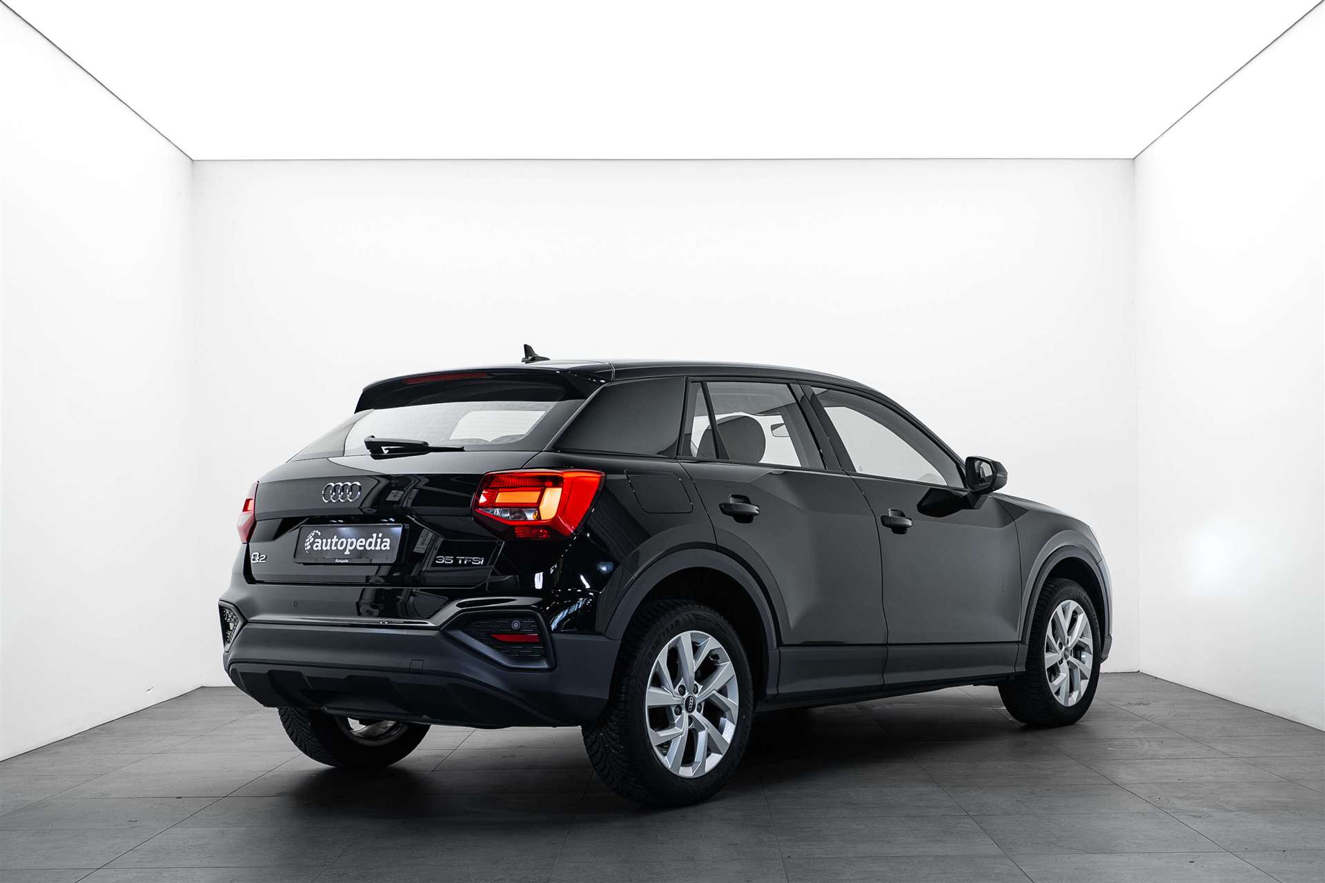 AUDI AUDI Q2 35 TFSI S-tronic-showroom-element-2