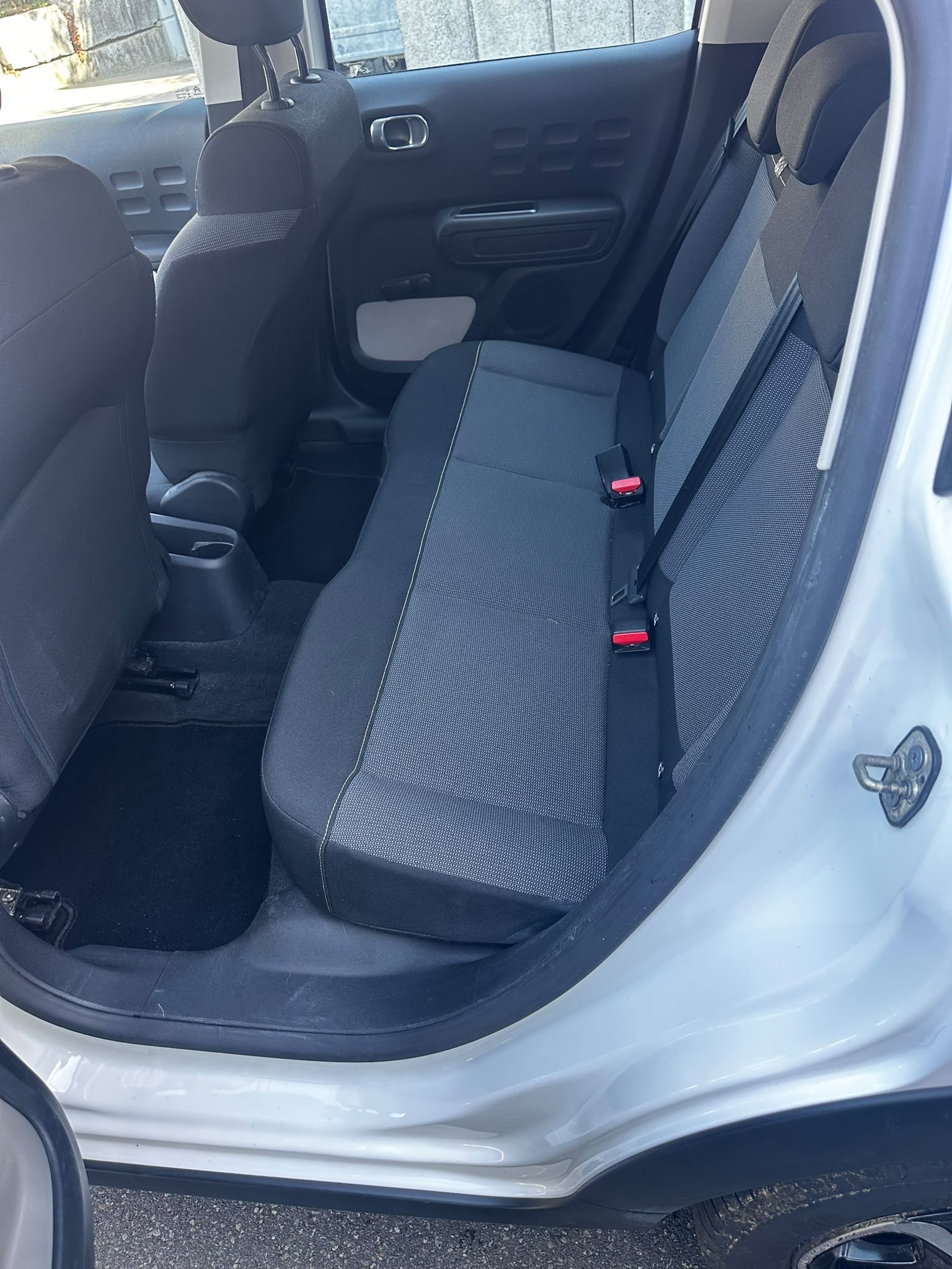 CITROEN C3 1.2i PureTech Shine-image-7