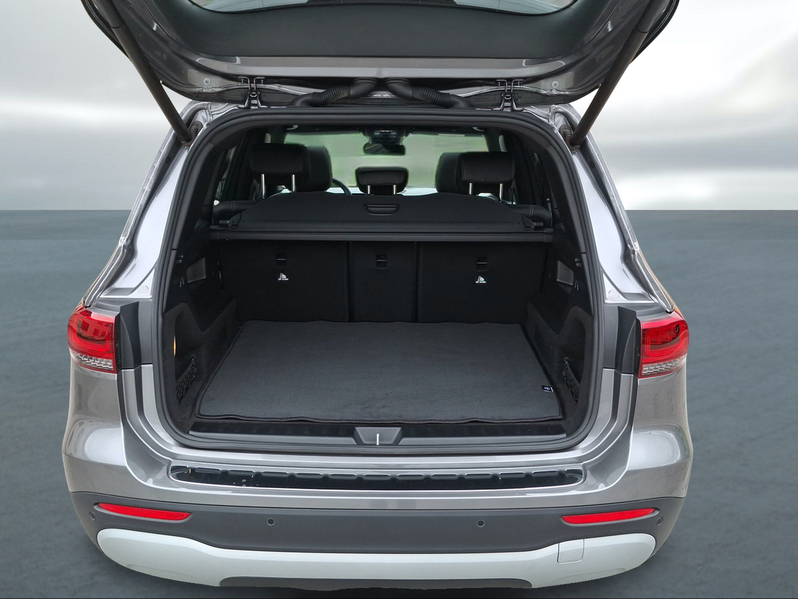 MERCEDES-BENZ GLB 250 4Matic Style 8G-Tronic-image-12
