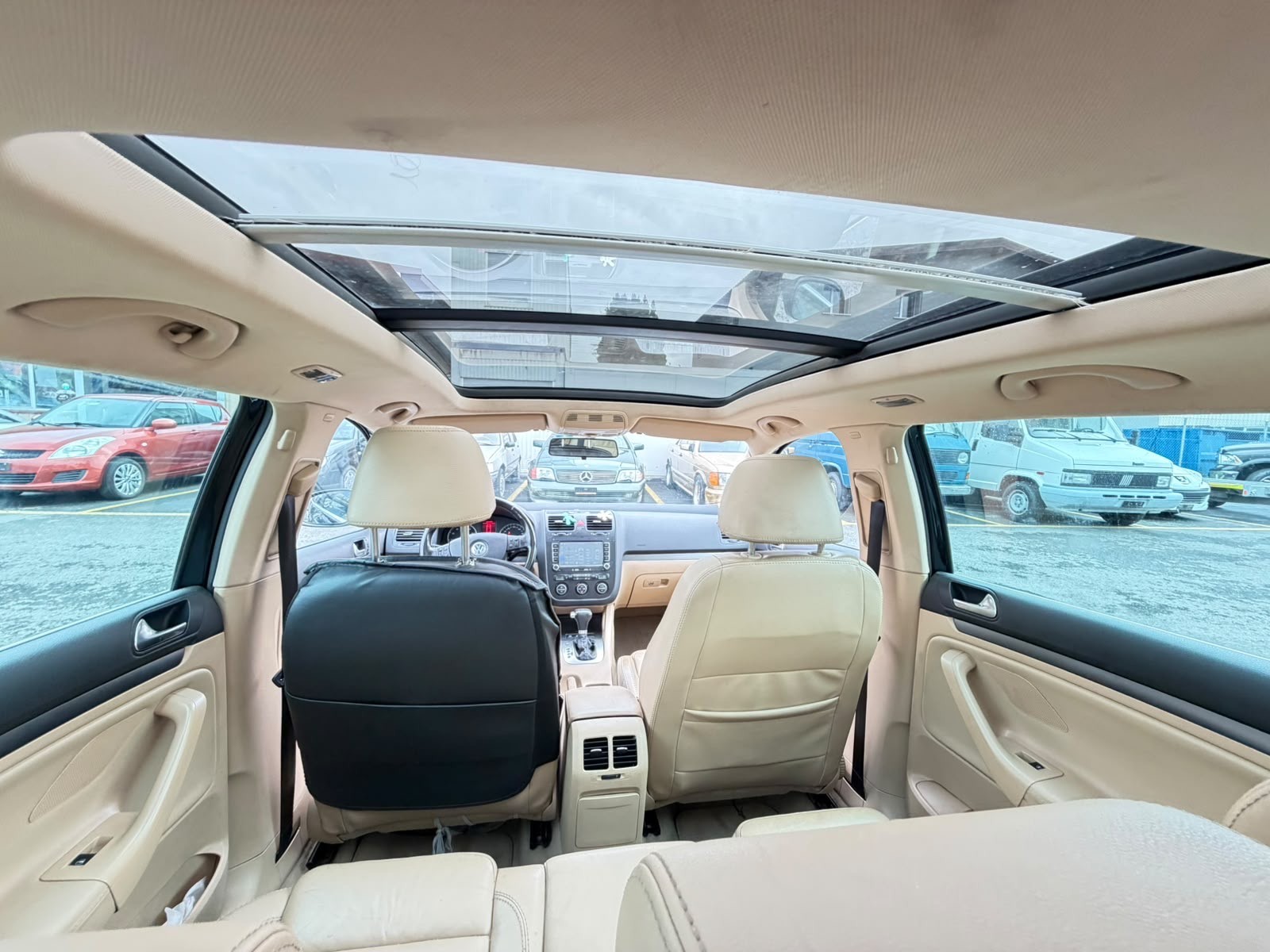 VW Golf Variant 1.4 TSI Sportline DSG-image-9