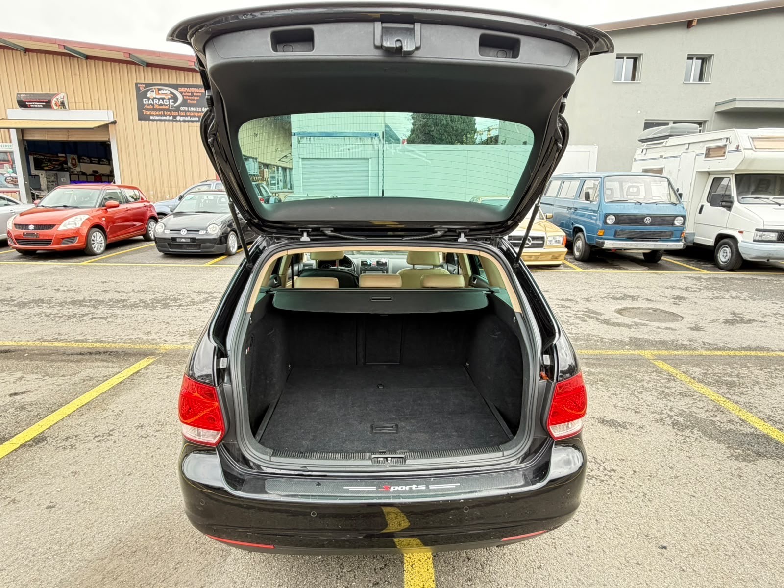 VW Golf Variant 1.4 TSI Sportline DSG-image-11