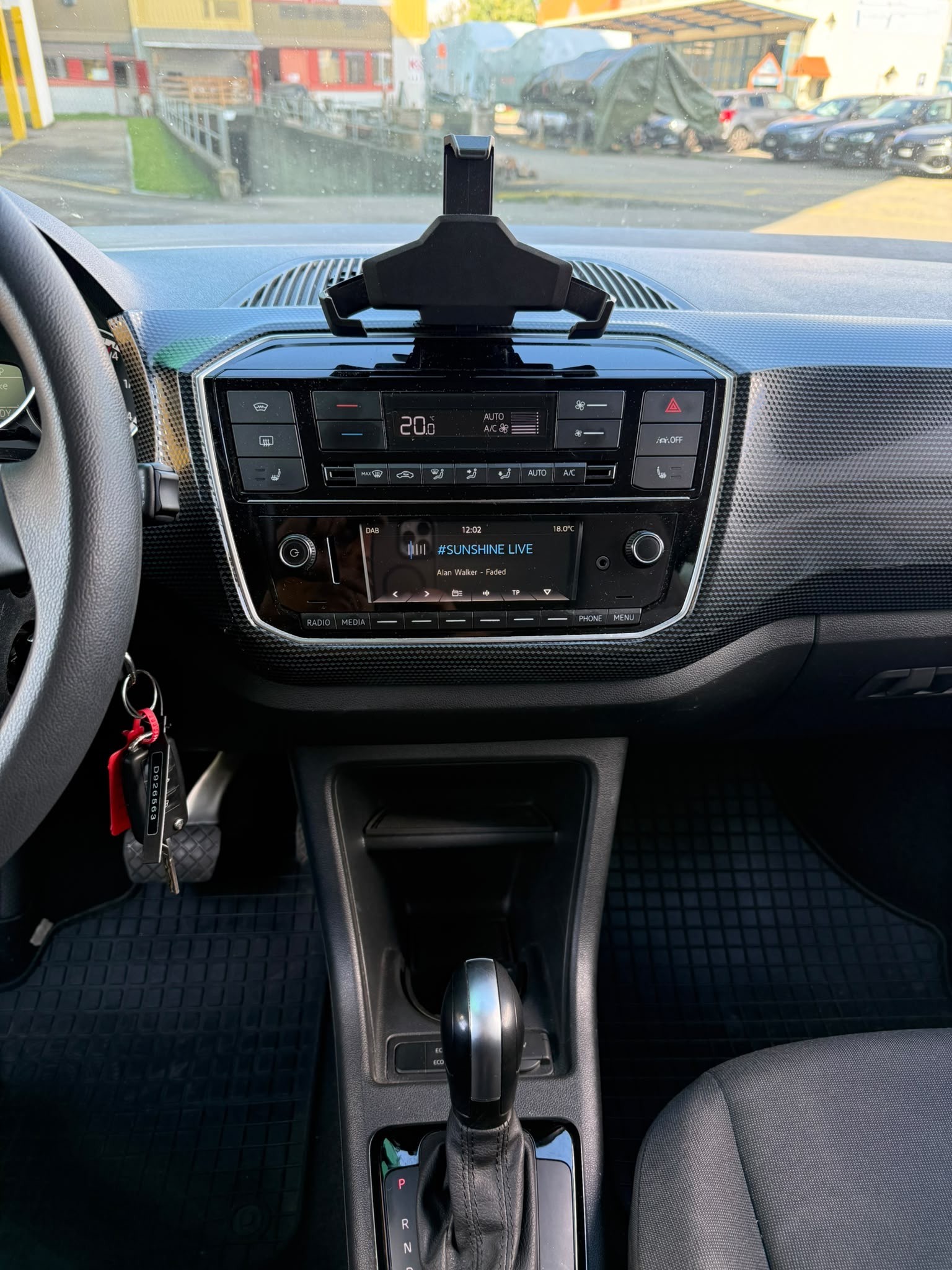 VW e-Up-image-10