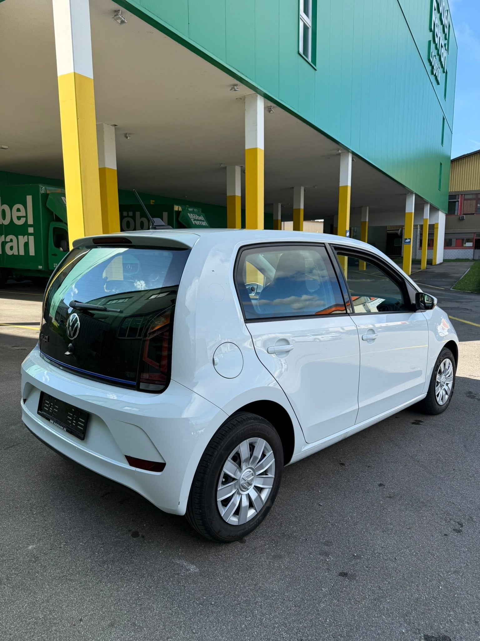 VW e-Up-image-6