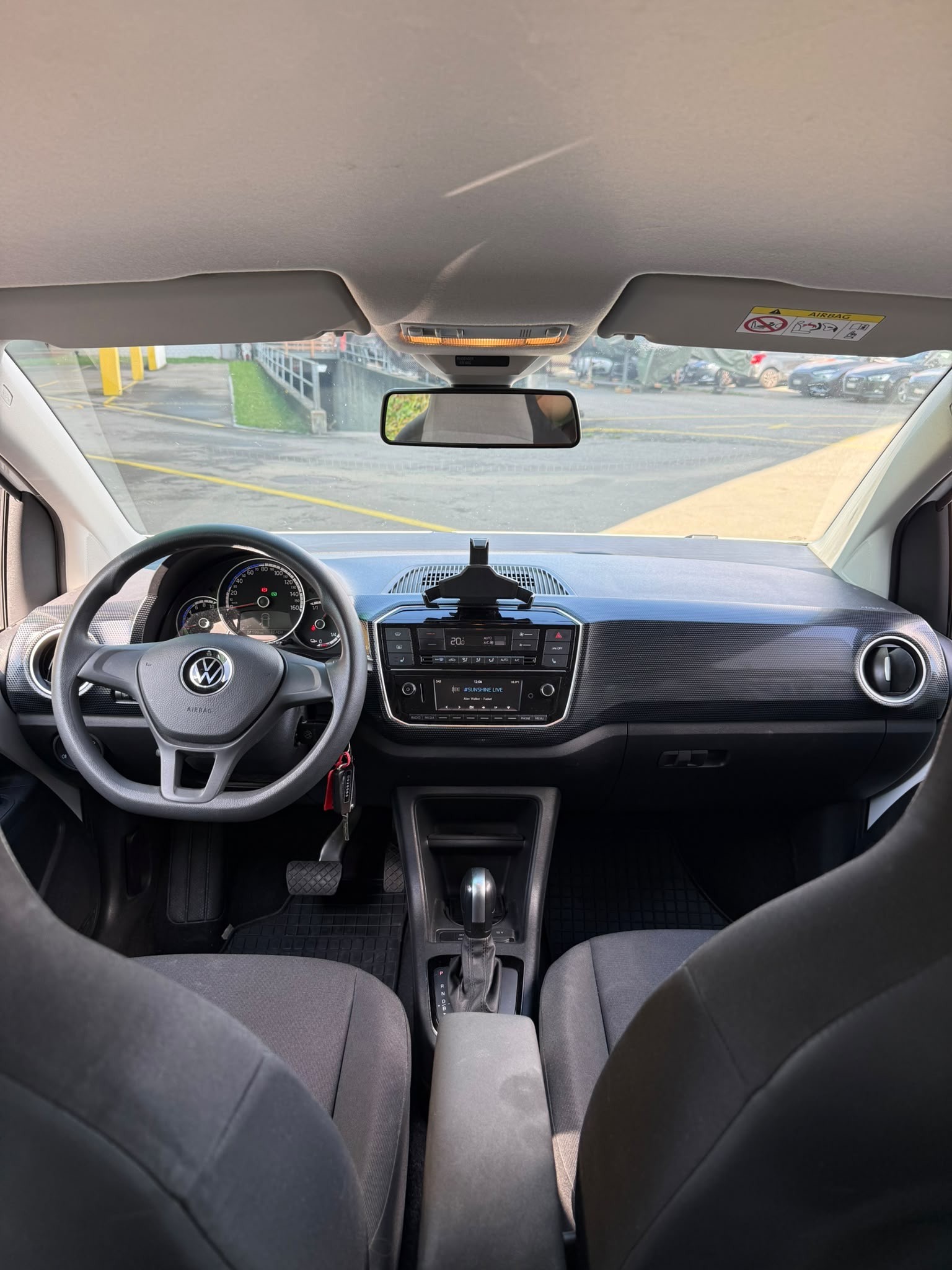 VW e-Up-image-9