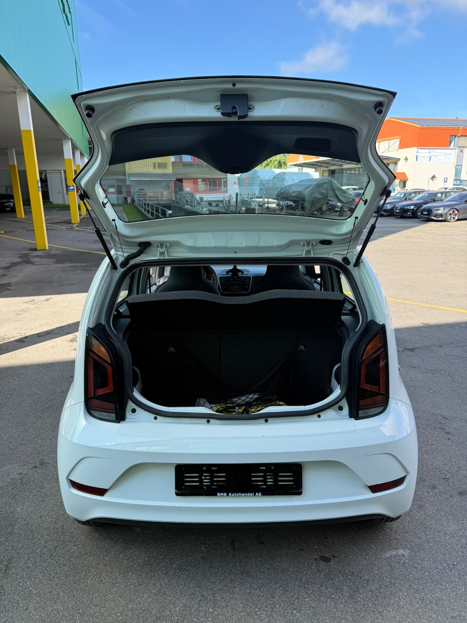 VW e-Up-image-15
