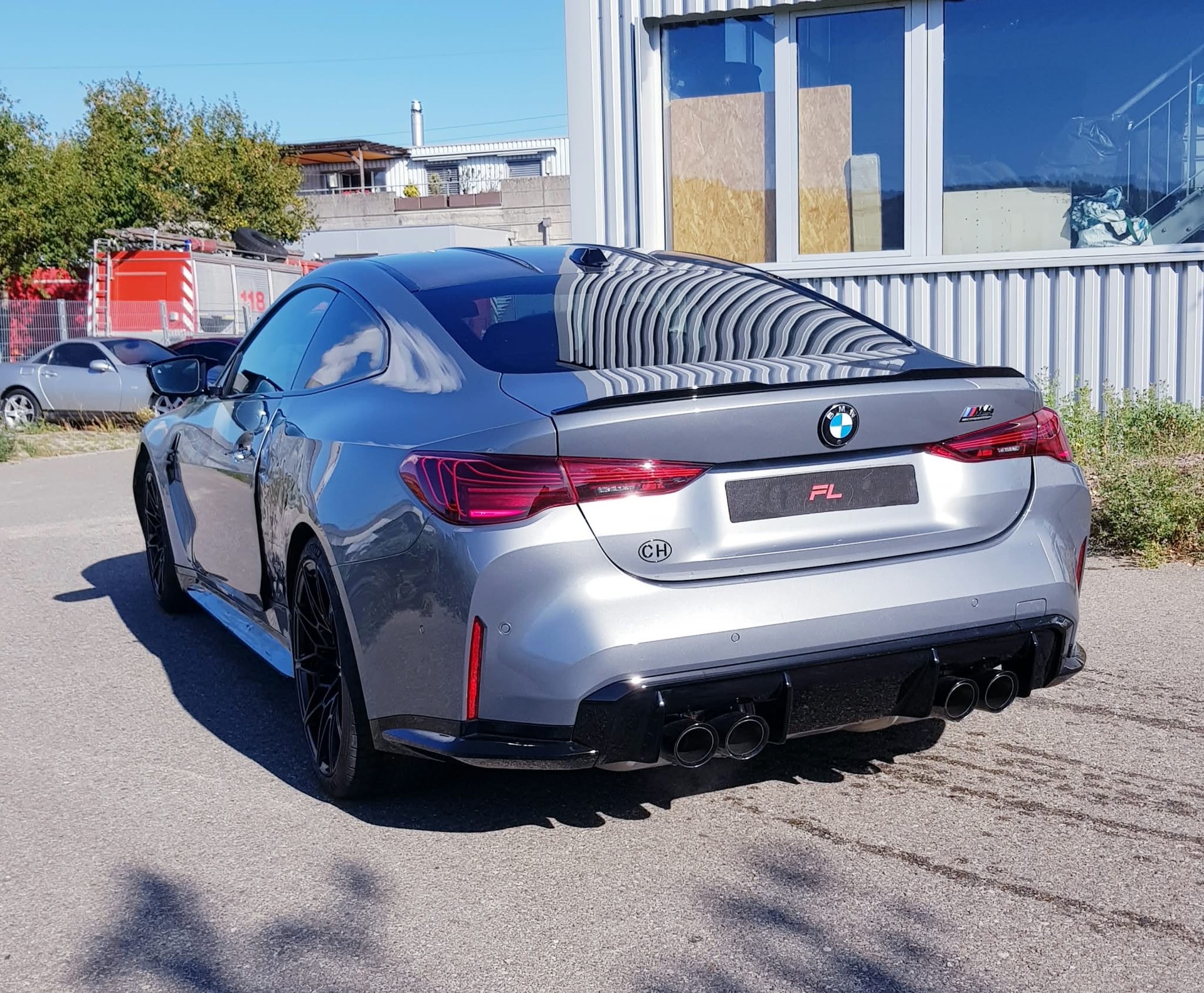 BMW M4 Coupé Competition-image-2