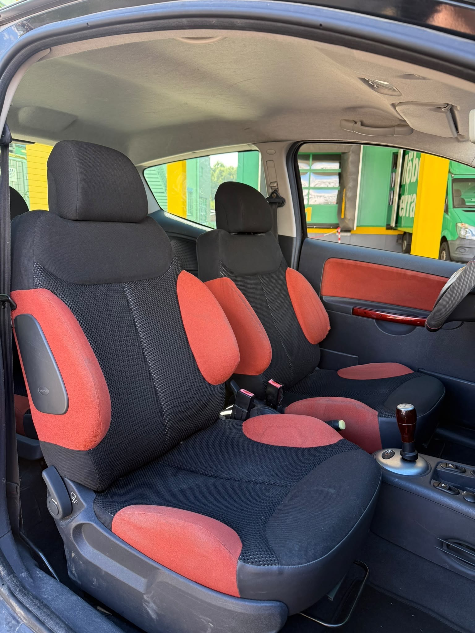 CITROEN C2 1.6i VTR SensoDrive-image-15