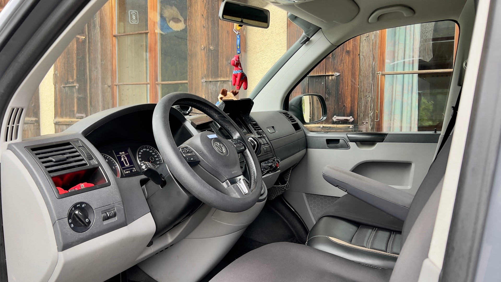 VW 2.0 TDI 180 DSG 4m-image-18