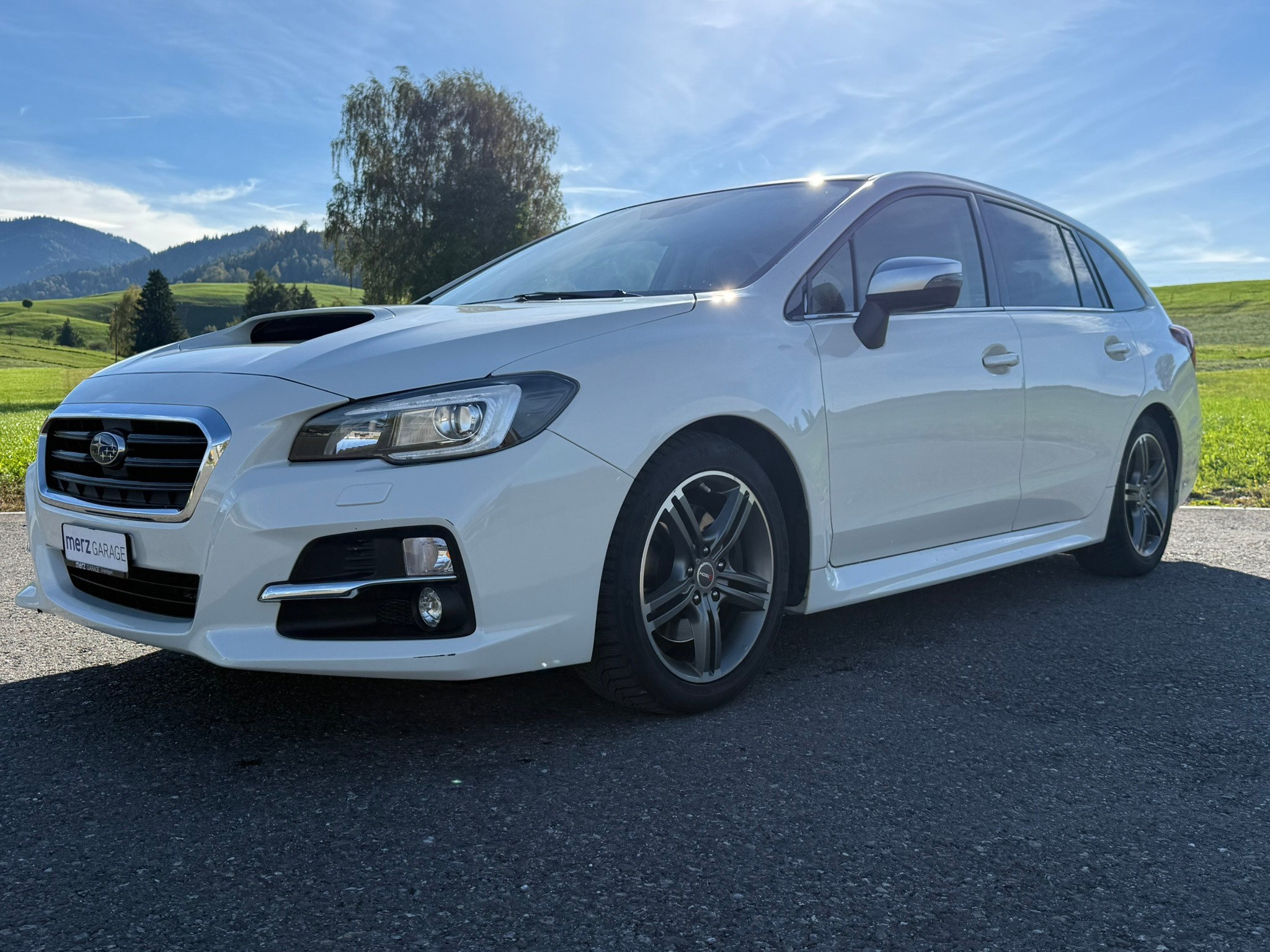 Car photo