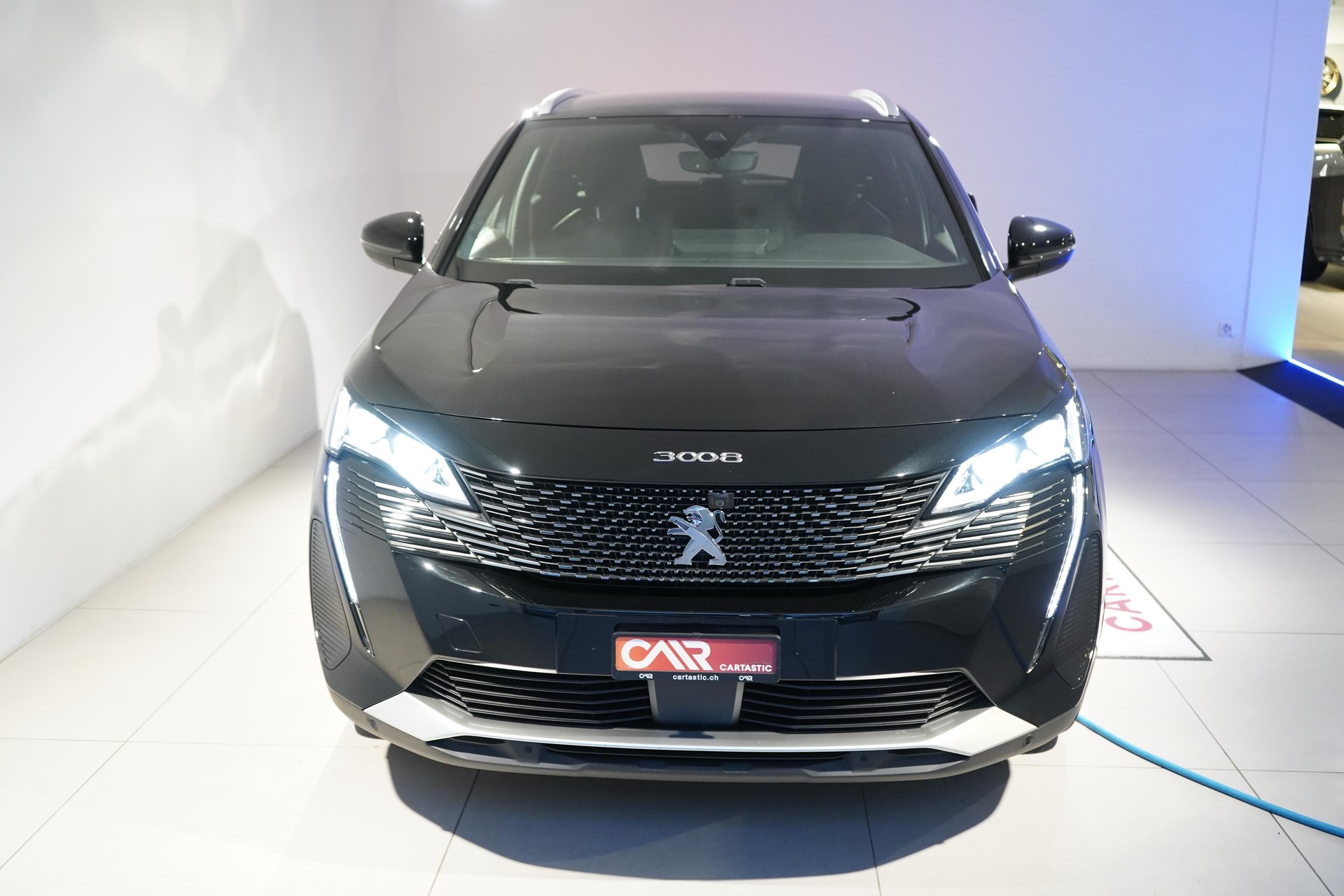 PEUGEOT 3008 1.6 Plug-in Hybrid4 GT-showroom-element-2
