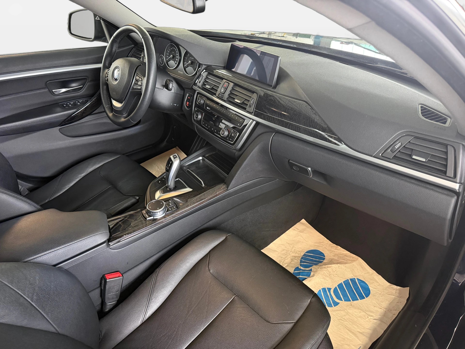 BMW 430i Gran Coupé xDrive Luxury Line Steptronic | Frisch MFK | Schiebedach | Leder | Surround View | AHK 1.7t.-image-8