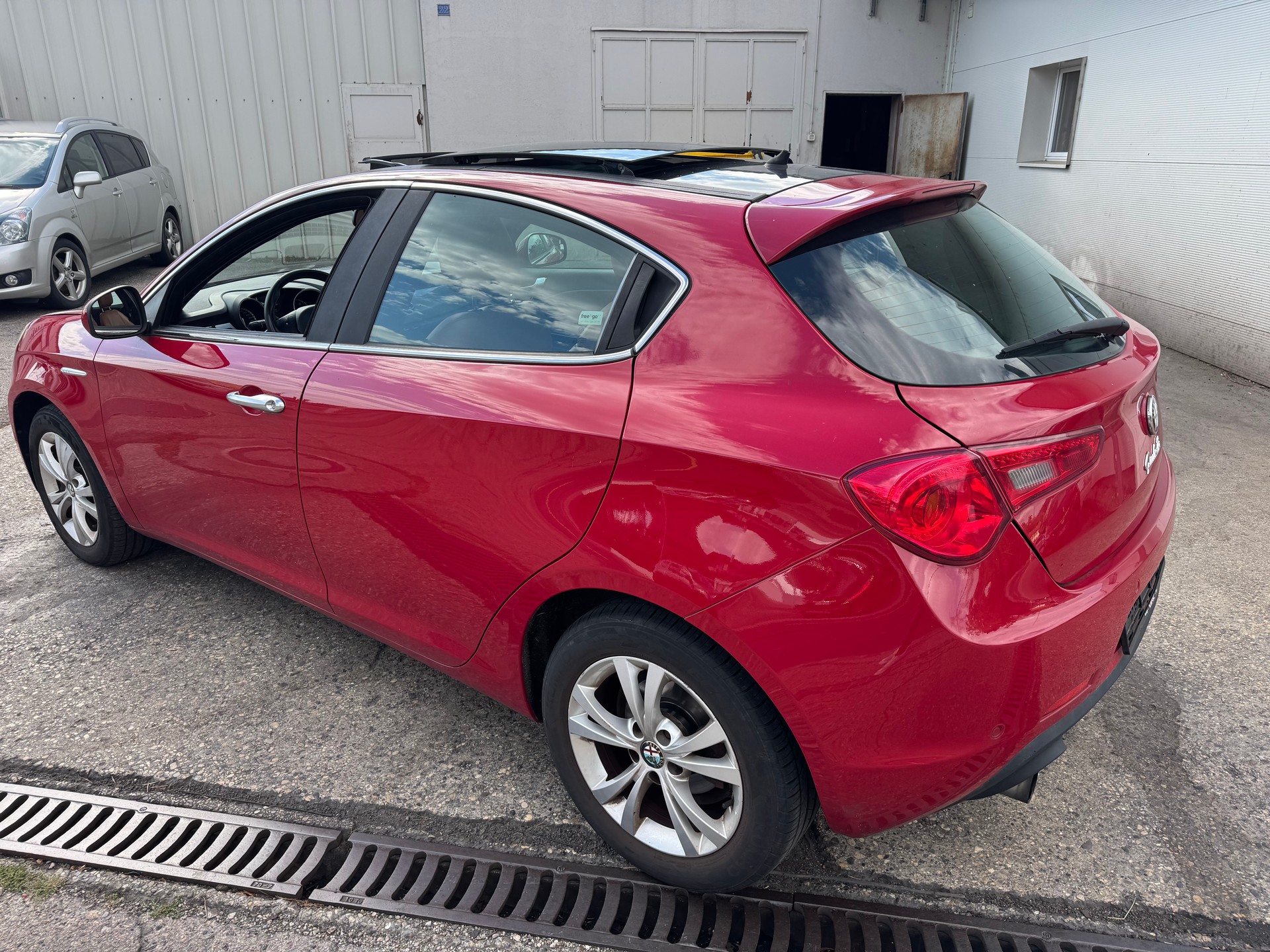 ALFA ROMEO Giulietta 1.4 MultiAir Distinctive TCT-image-4