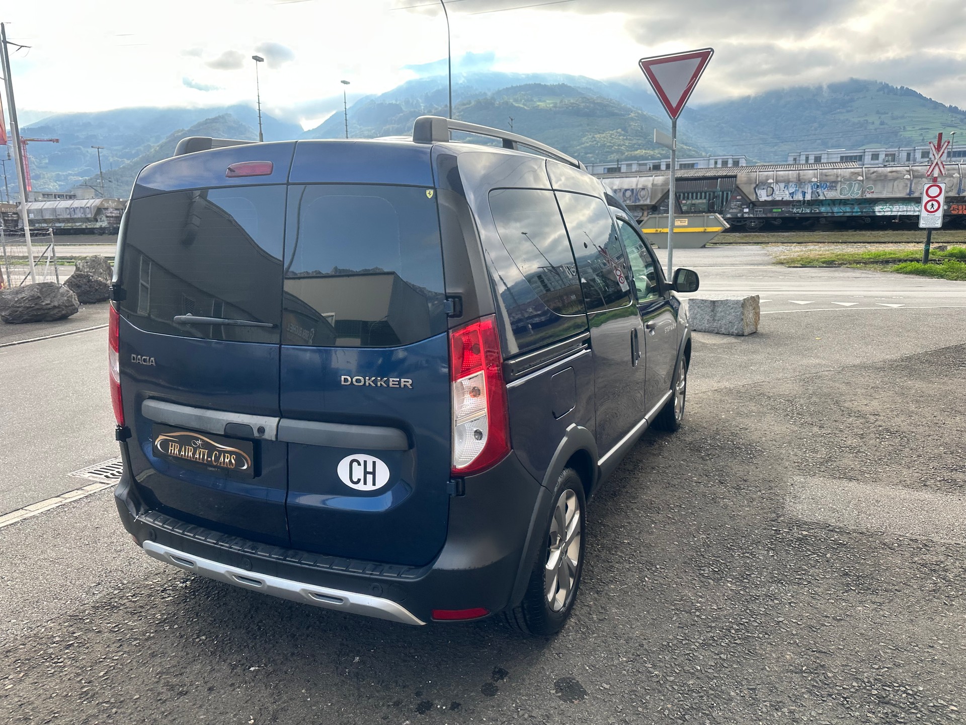 DACIA Dokker 1.2 T Stepway-image-6