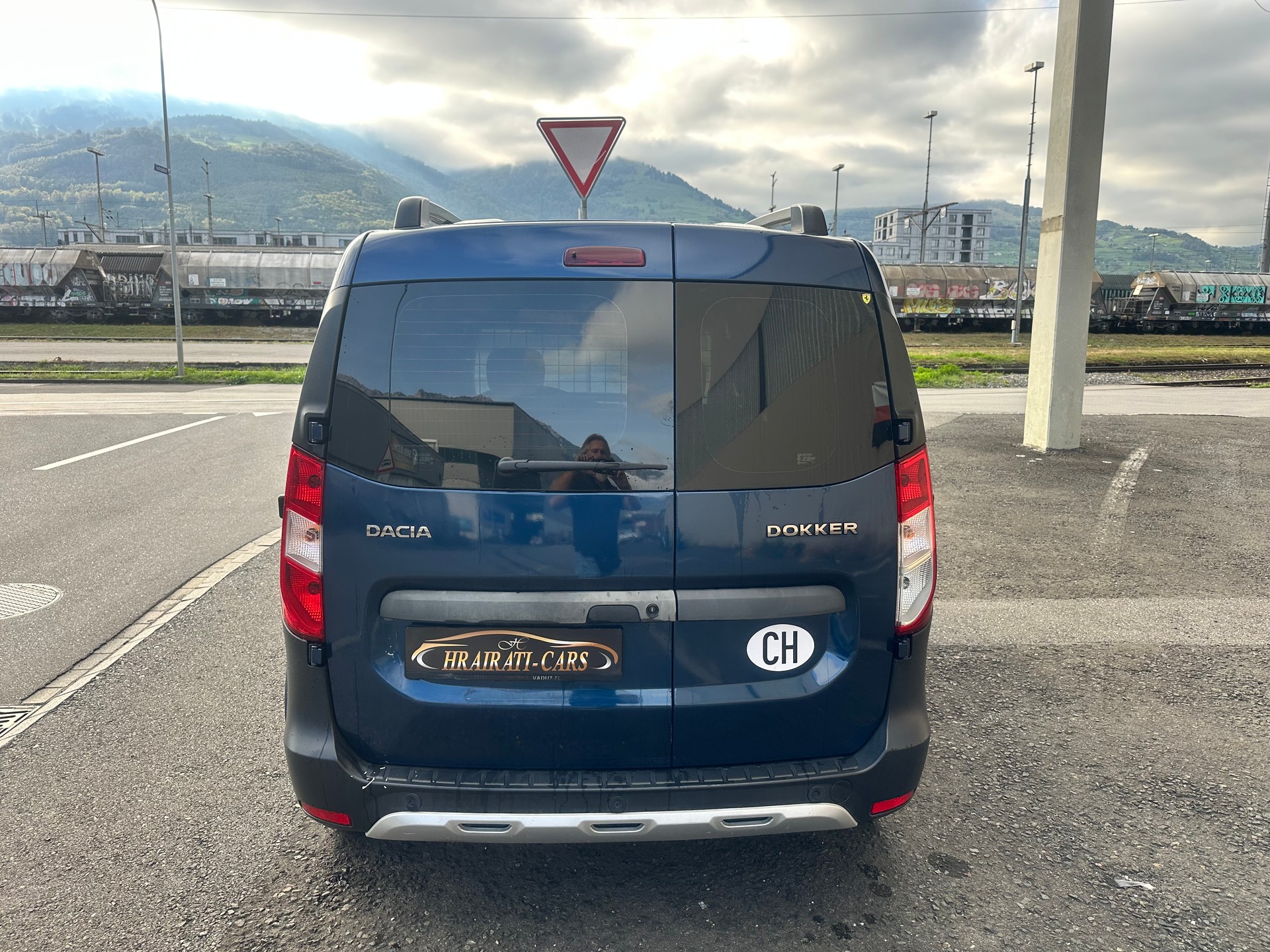 DACIA Dokker 1.2 T Stepway-image-5
