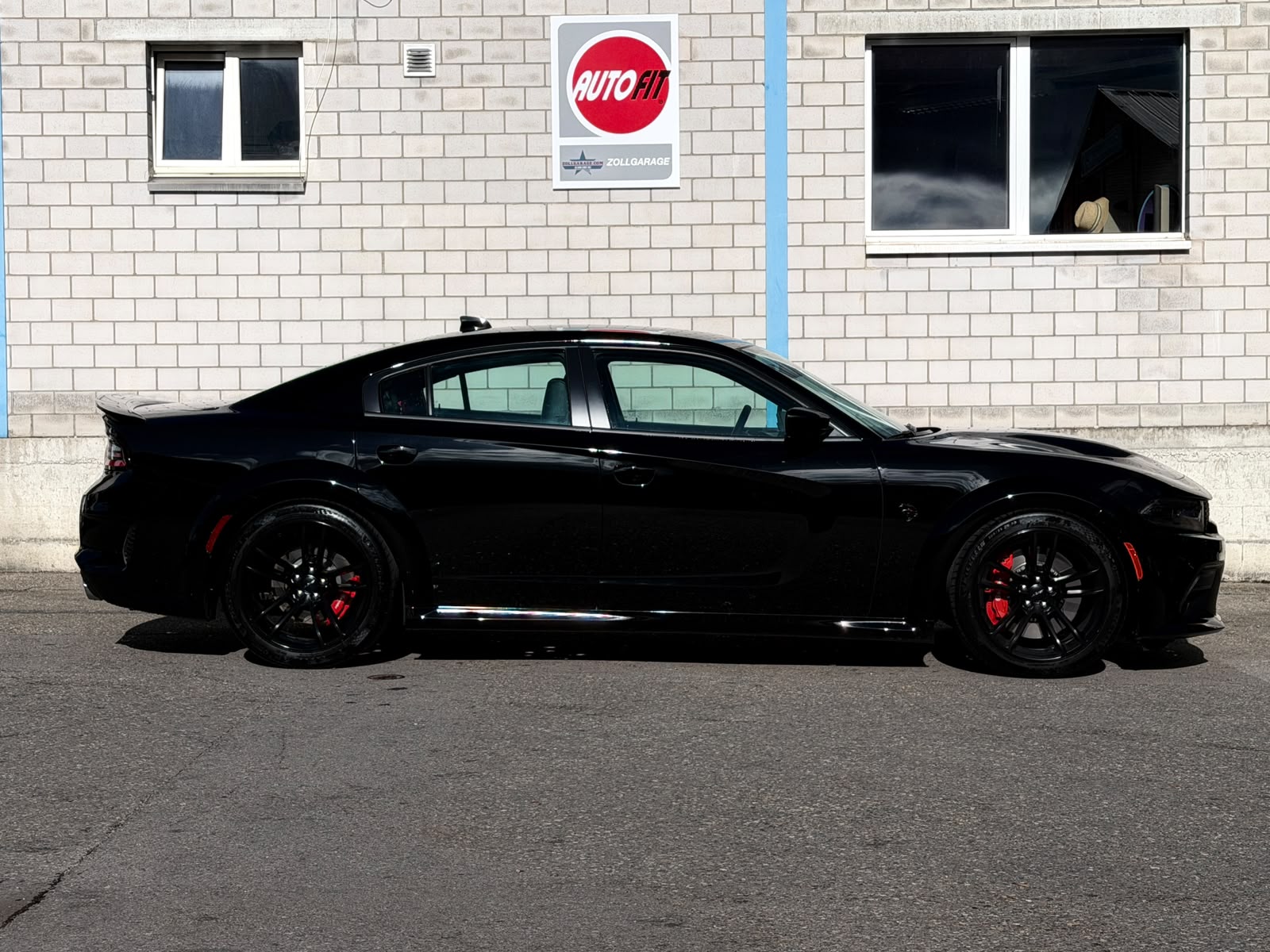 DODGE CHARGER HELLCAT WIDEBODY 717 PS-image-5