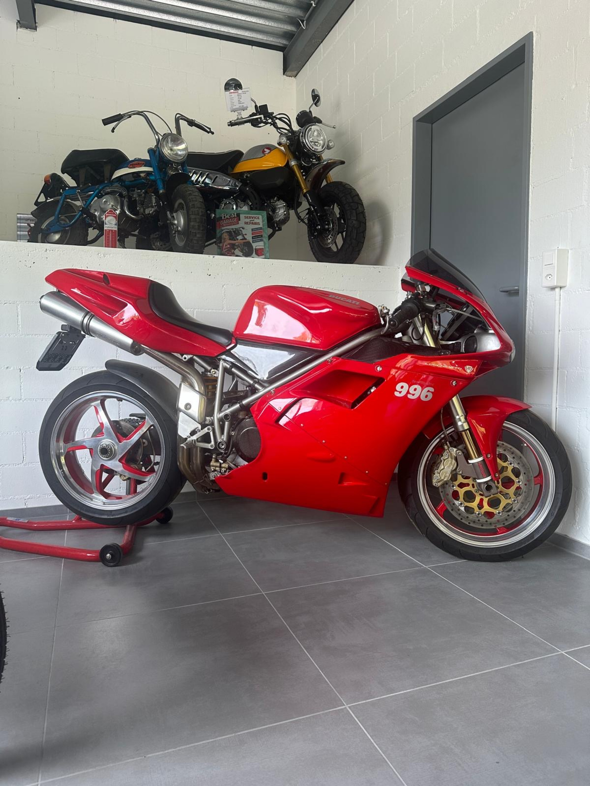 DUCATI 996 Biposto-image-1