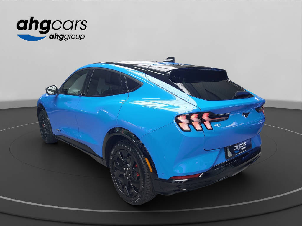 FORD Mustang Mach-E Premium Extended RWD-image-2