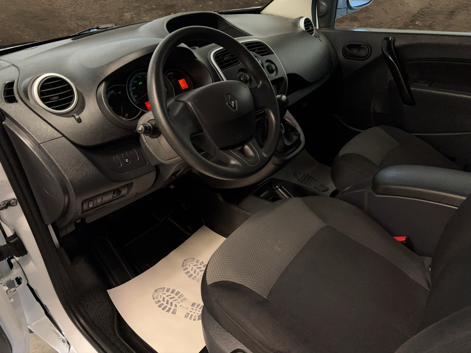 RENAULT Kangoo Maxi Z.E. 33 R60 Business 2 Plätze-showroom-element-3