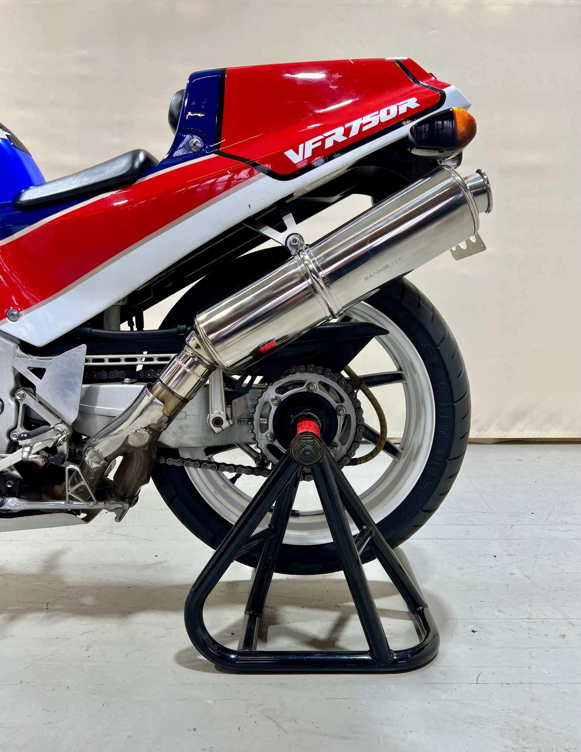 HONDA VFR 750 R - RC30-image-7