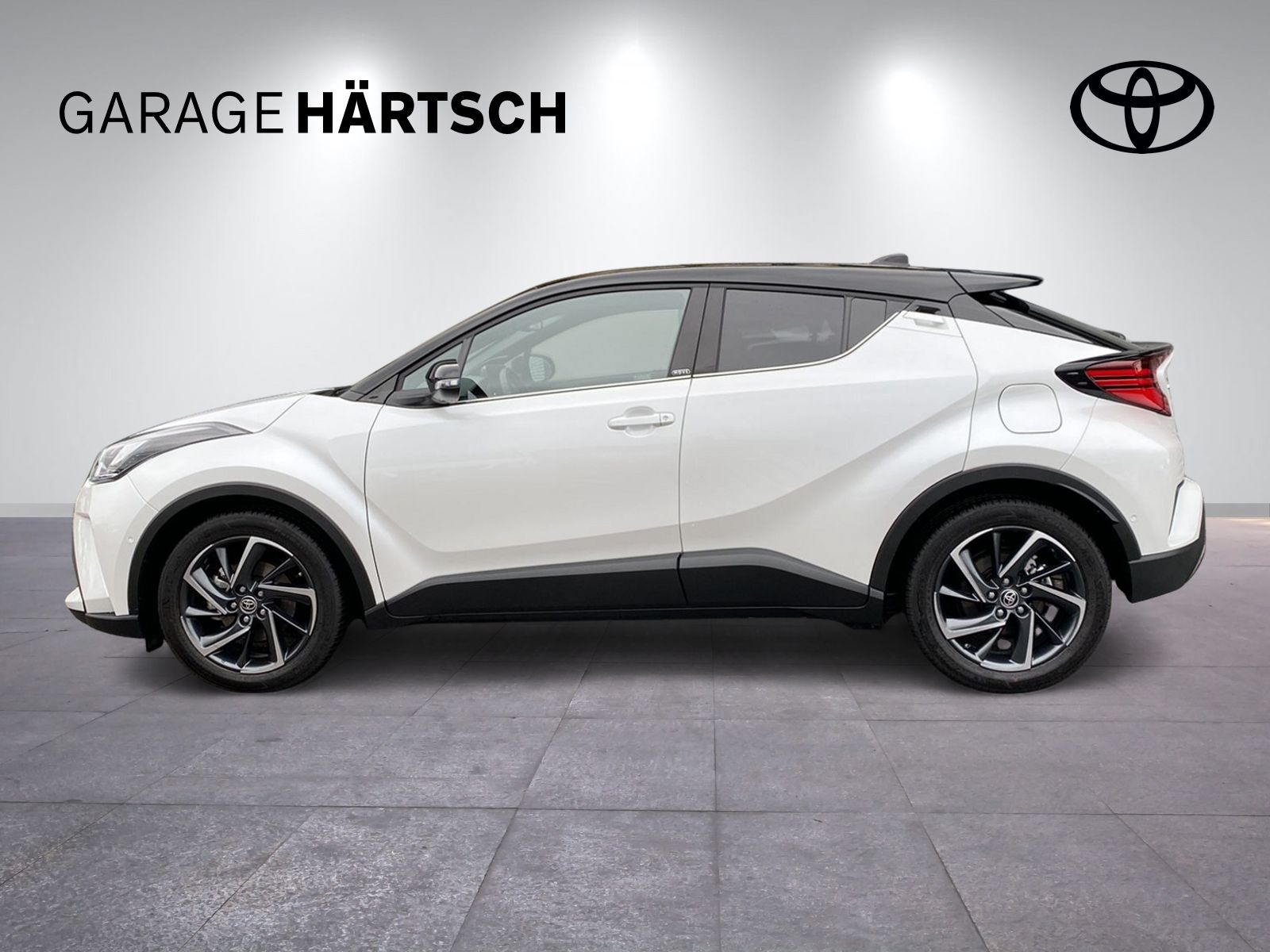 TOYOTA C-HR 2.0 VVTi HSD Move-image-1