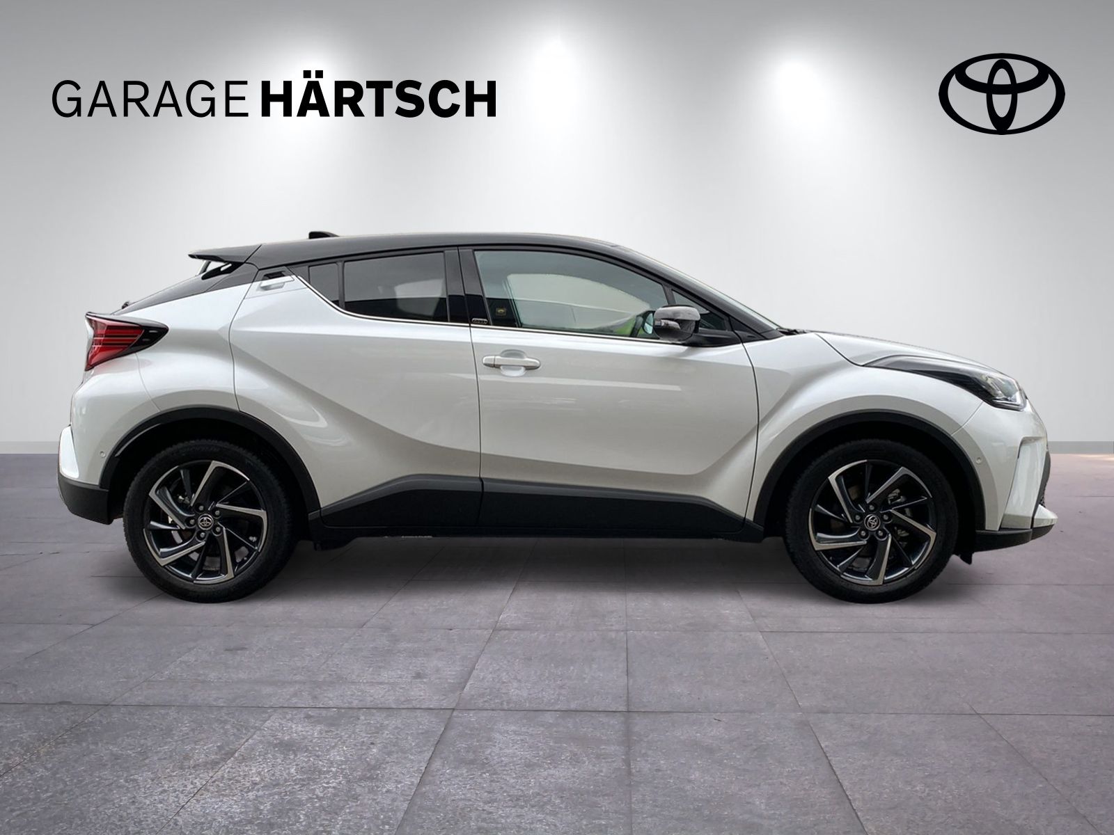 TOYOTA C-HR 2.0 VVTi HSD Move-image-7