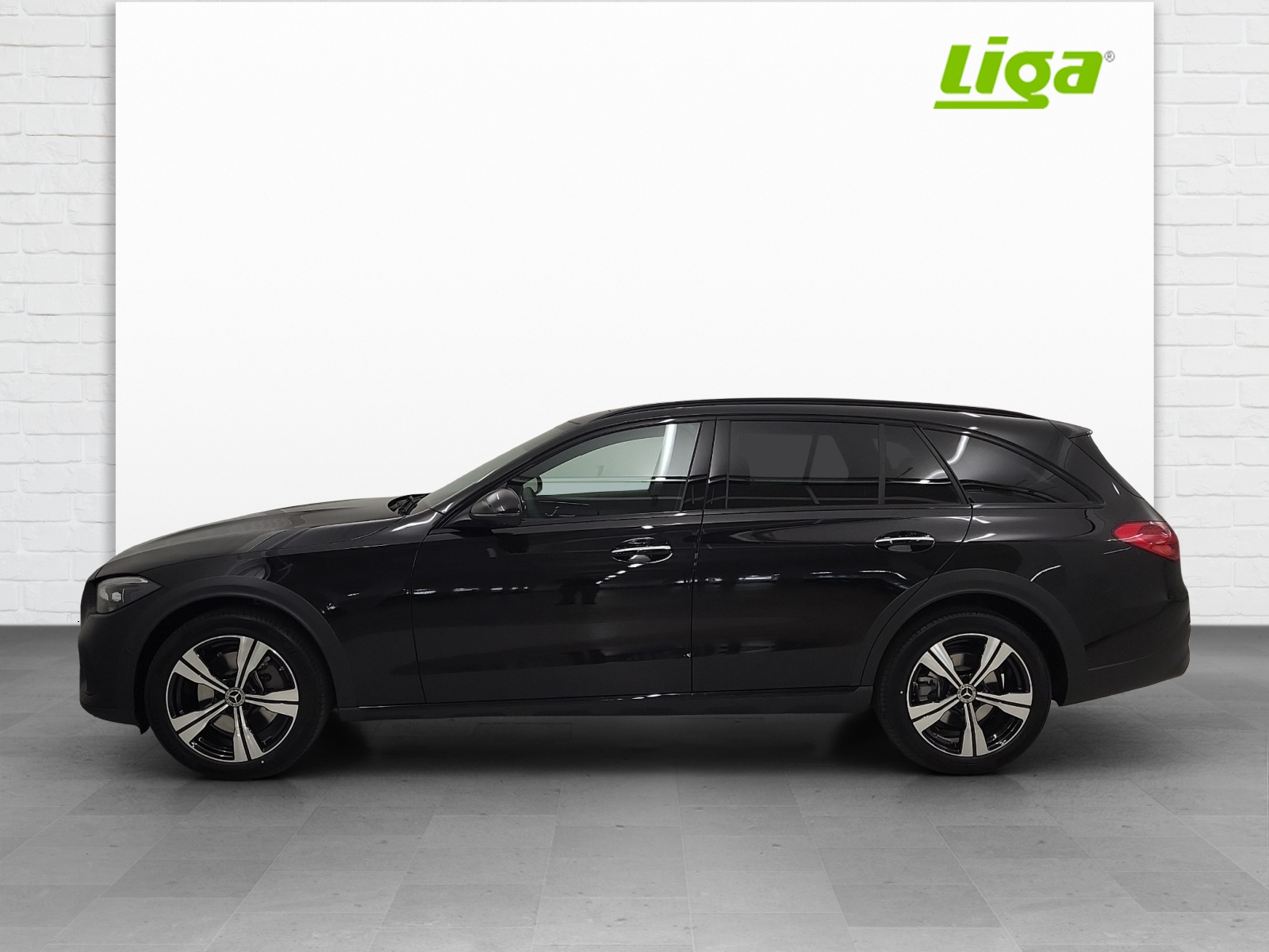 MERCEDES-BENZ C 220 d All-Terrain Avantgarde 4Matic T-image-0