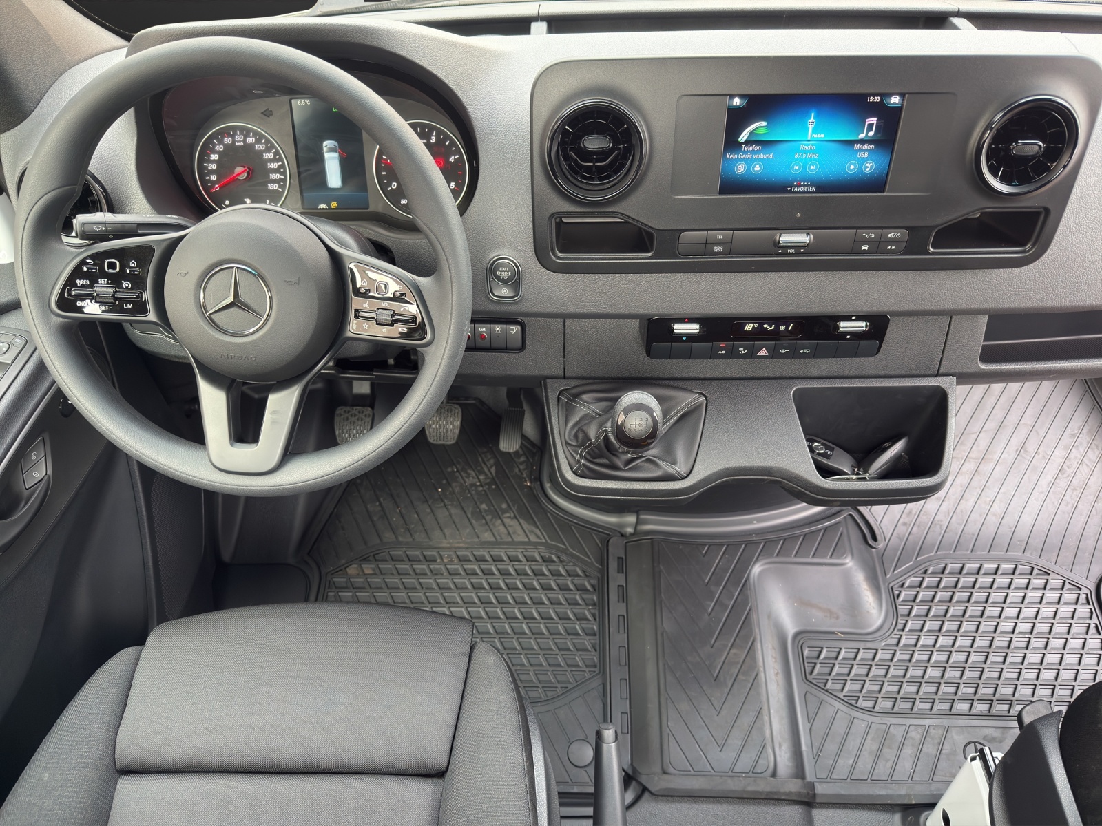 MERCEDES-BENZ Sprinter 519 CDI Standard-image-8
