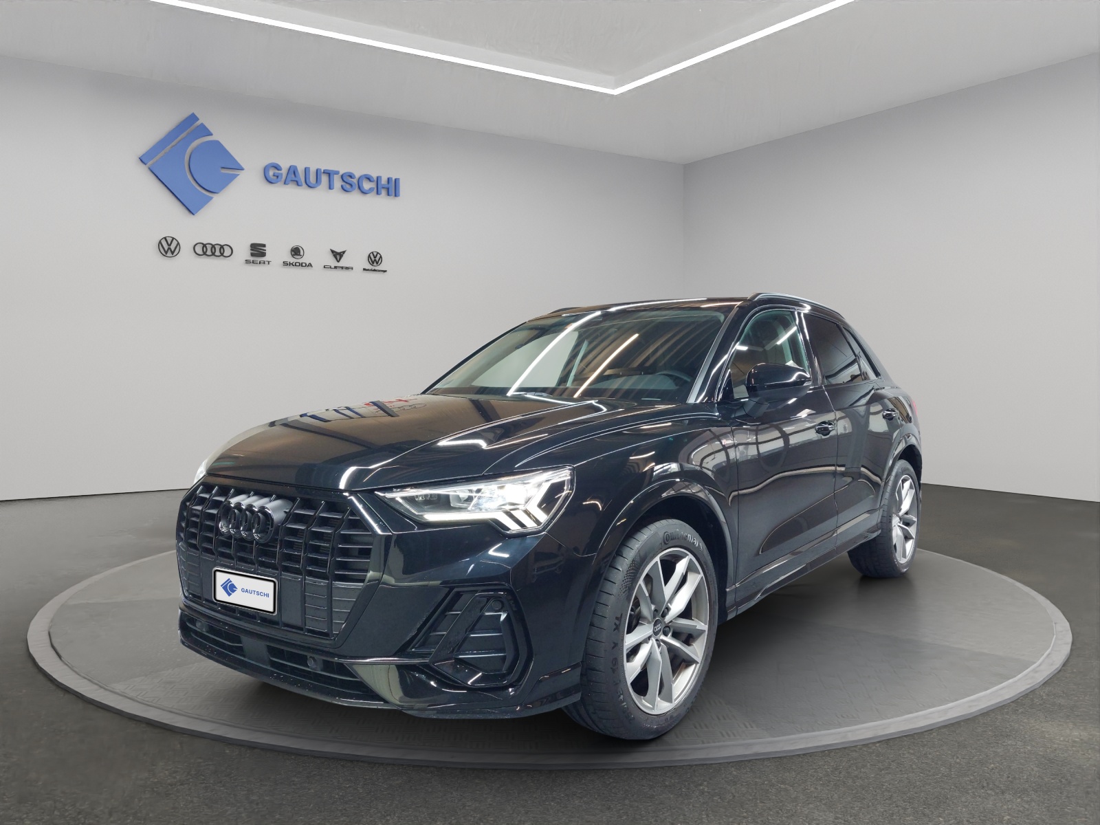 AUDI Q3 35 TDI S line quattro S-tronic-image-0