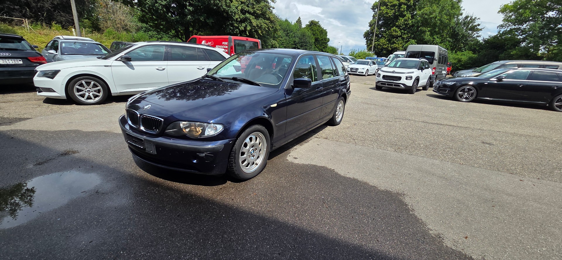 BMW 325xi Touring-image-0