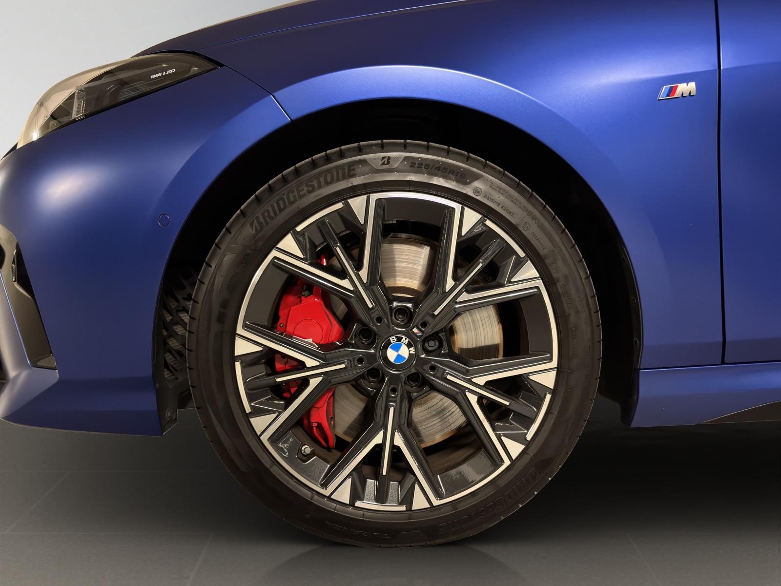 BMW M135i xDrive-image-2