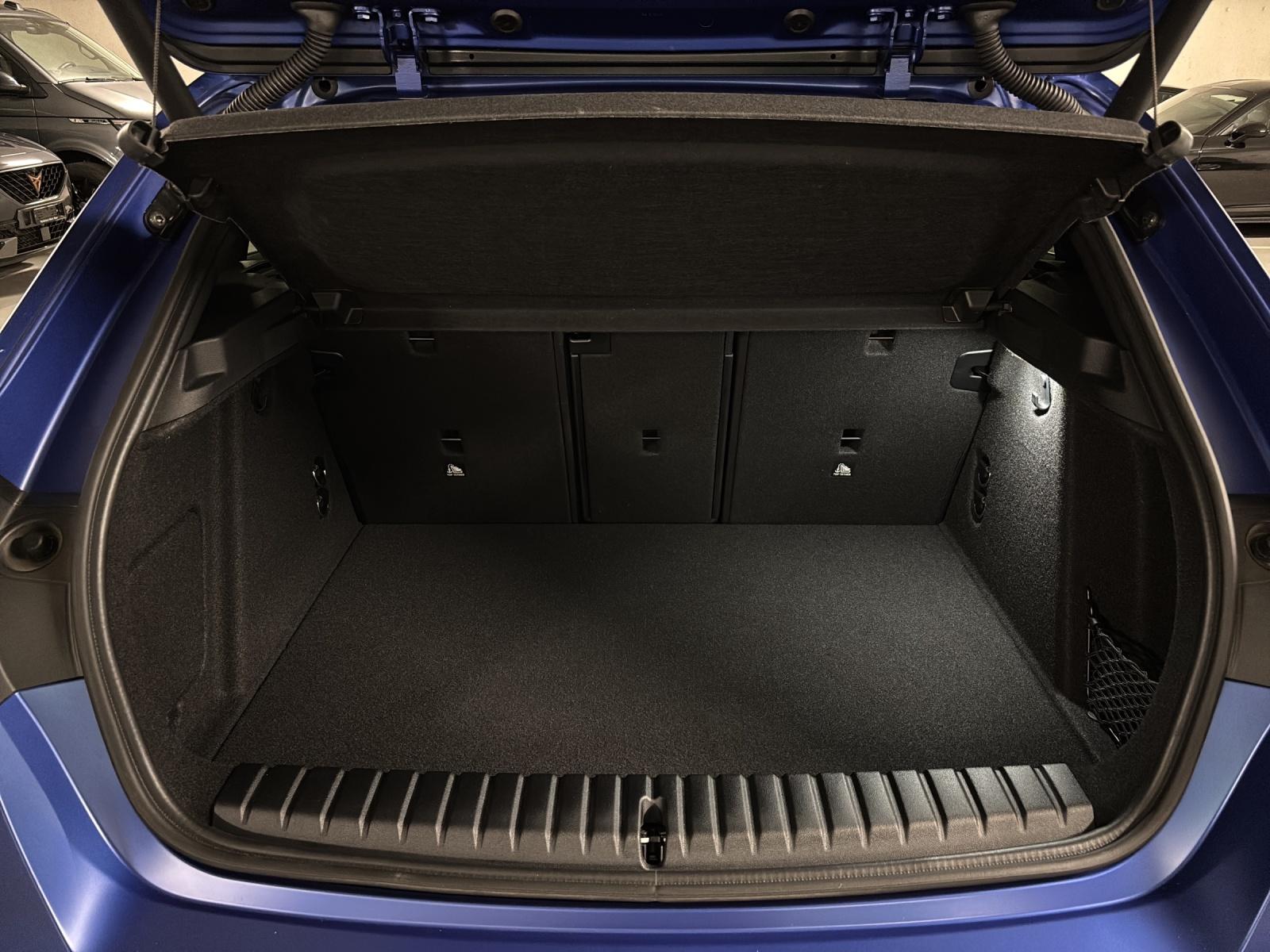 BMW M135i xDrive-image-14