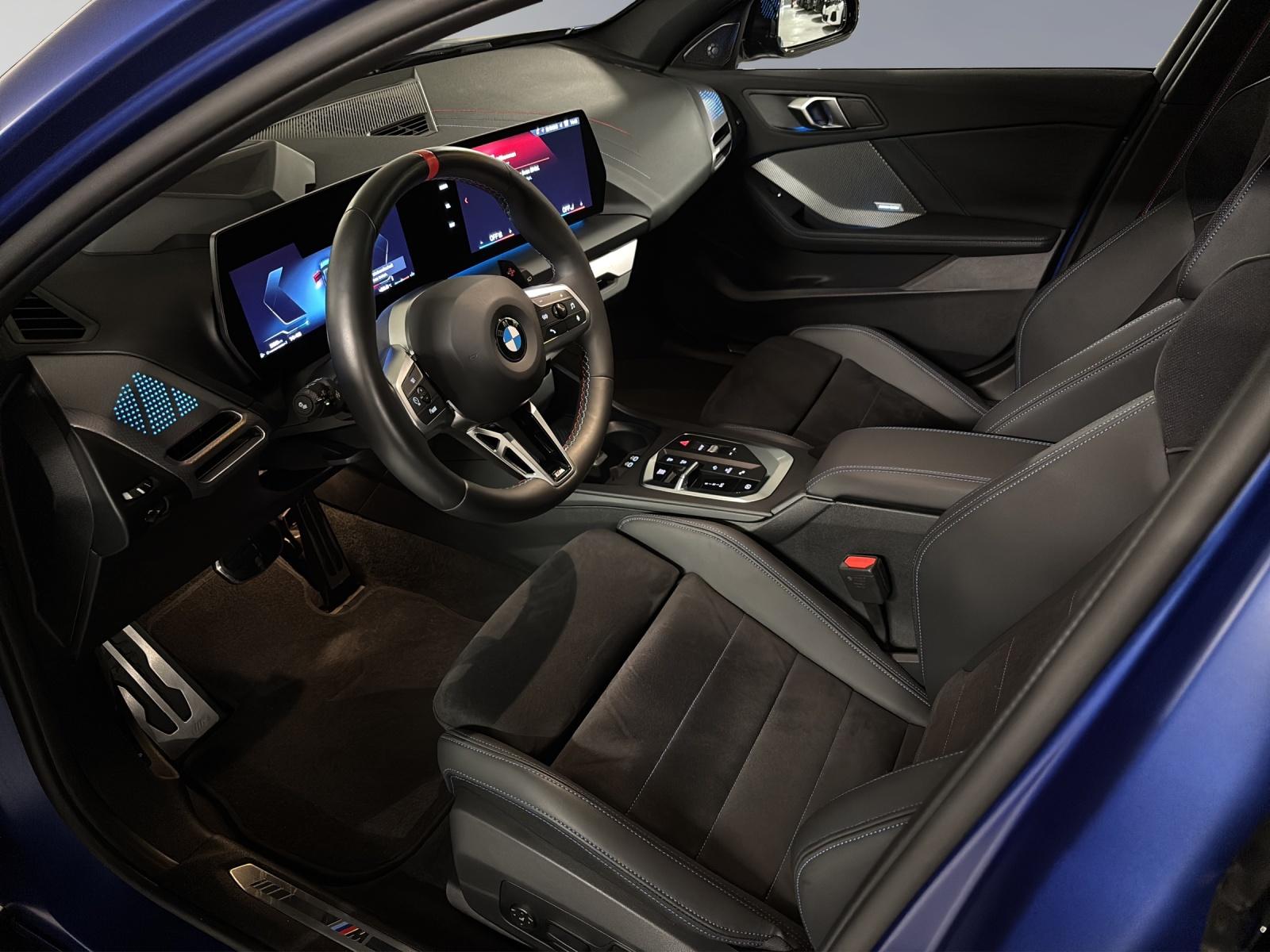BMW M135i xDrive-image-3