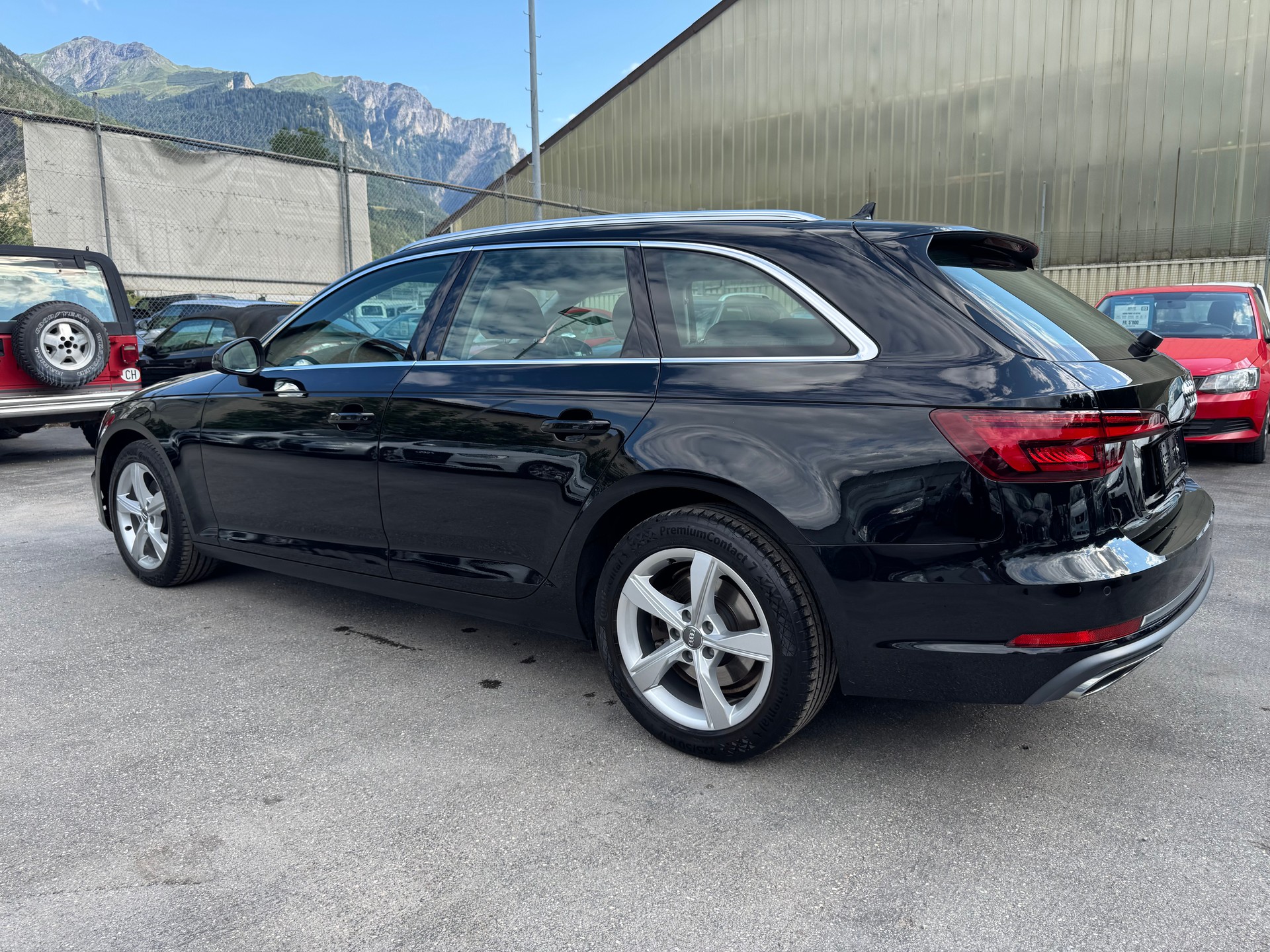 AUDI A4 Avant 35 TDI S-tronic-image-6