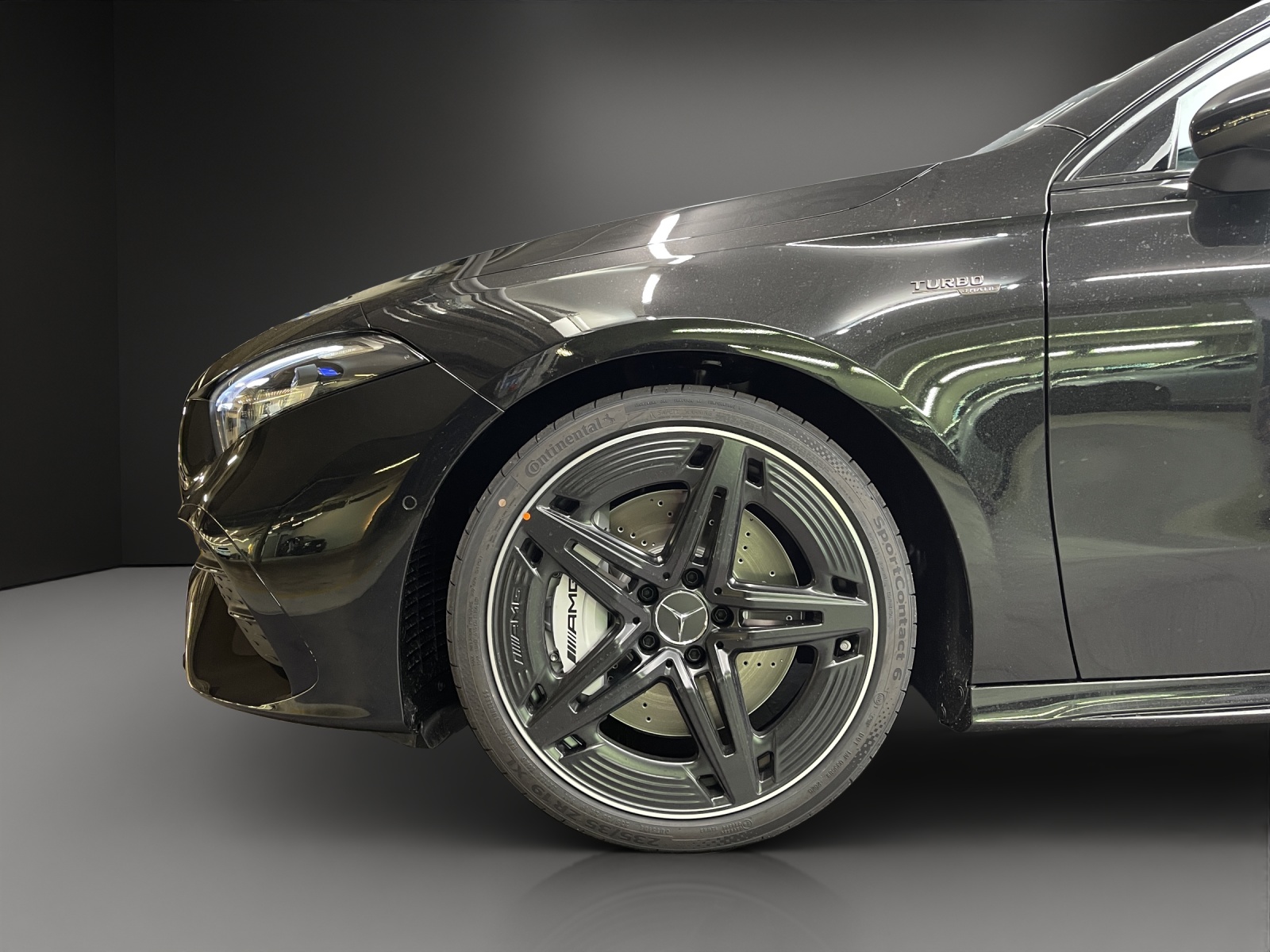 MERCEDES-BENZ A 35 AMG 4Matic 8G-DCT-image-6
