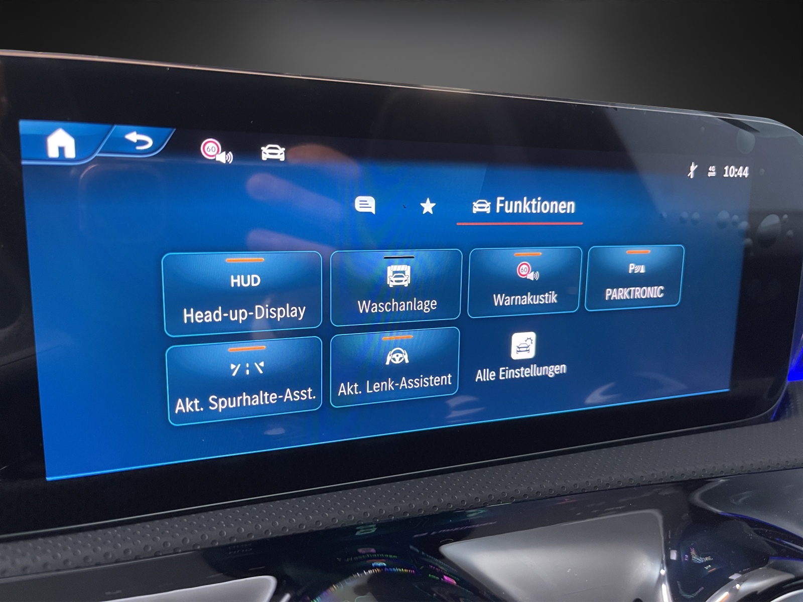 MERCEDES-BENZ A 35 AMG 4Matic 8G-DCT-image-13