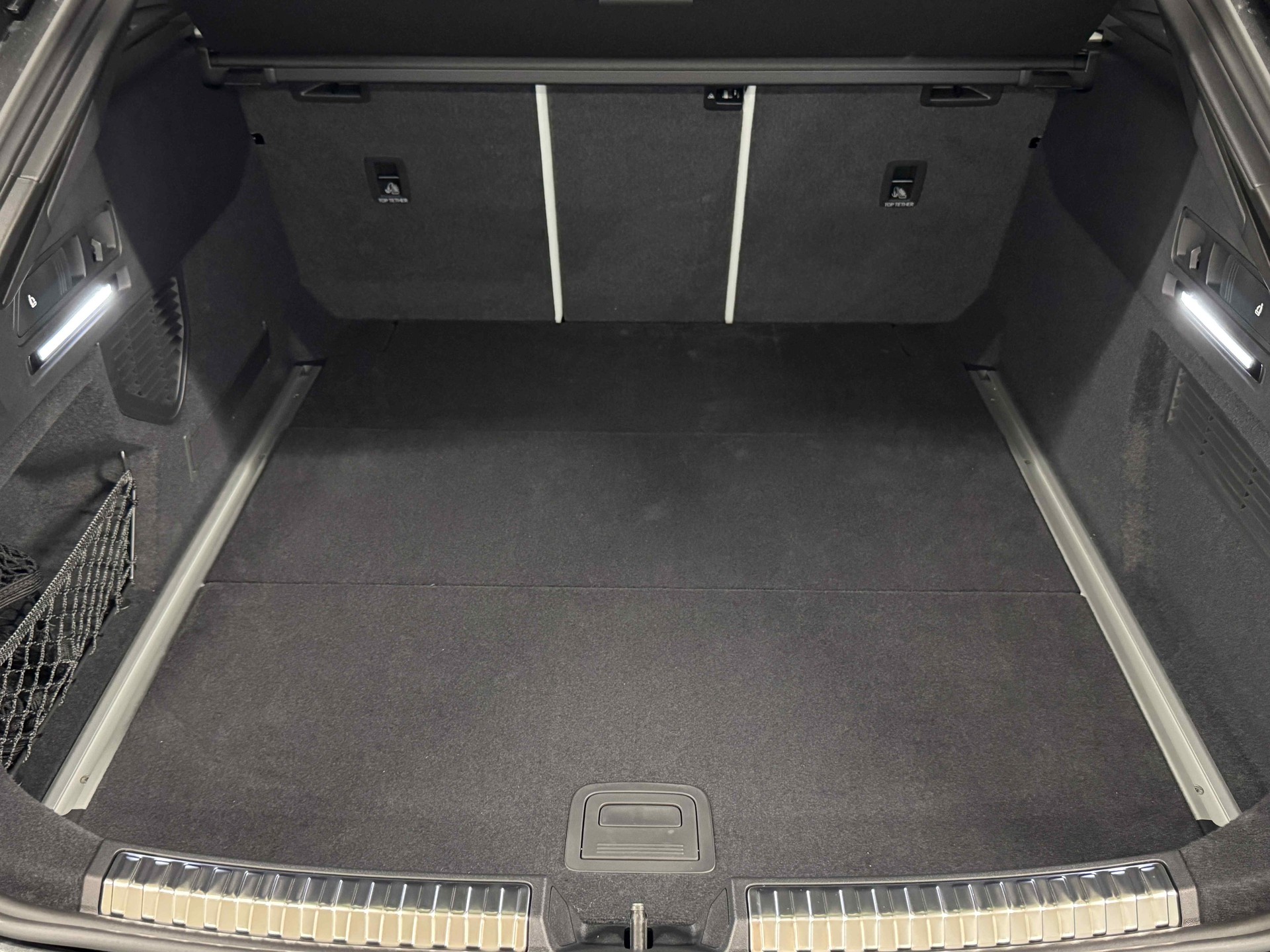 AUDI A6 Avant TDI quattro 150 kW S tronic-image-13