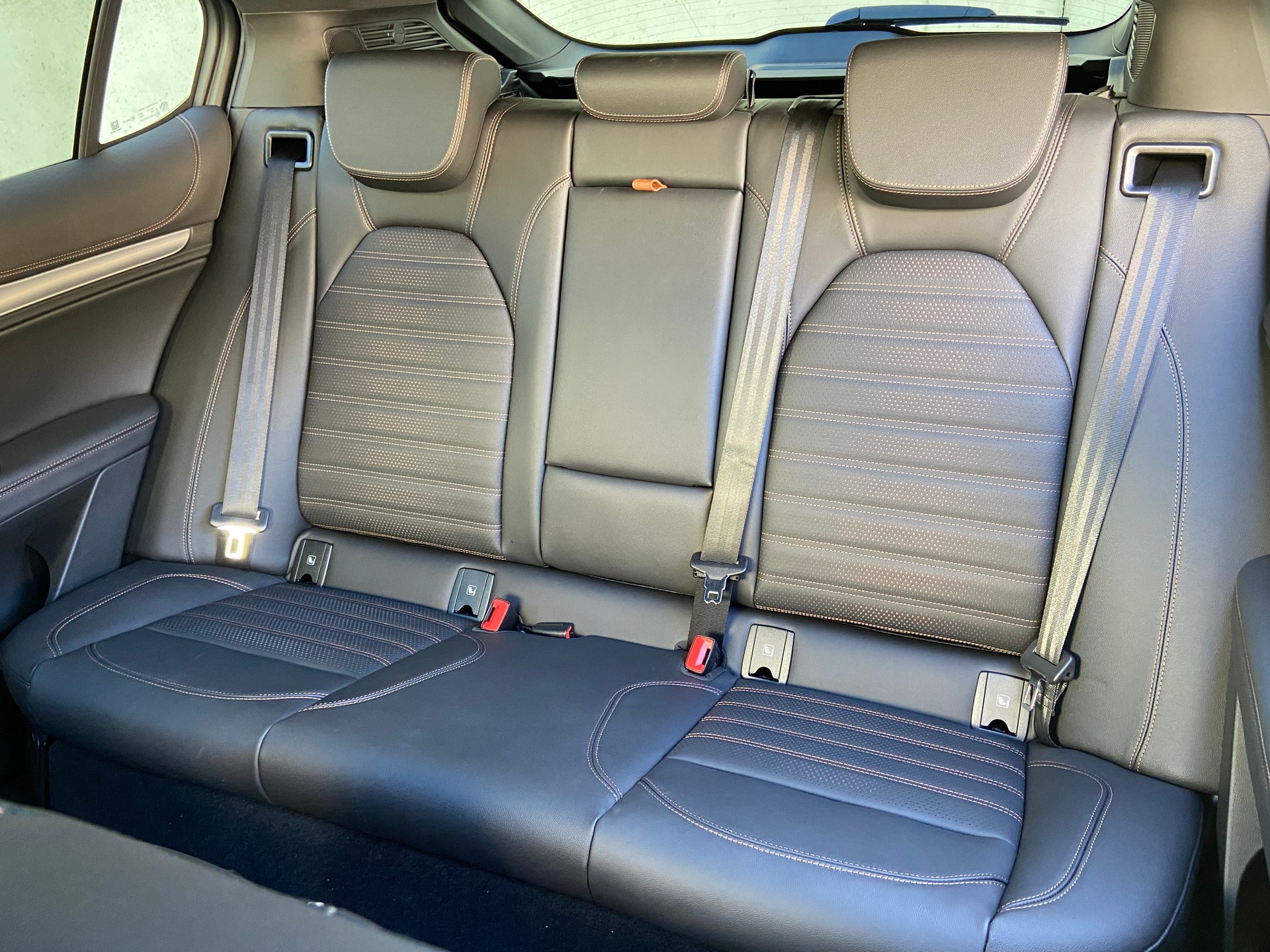 ALFA ROMEO Stelvio 2.0 Intensa Sky Q4 AT8-image-8