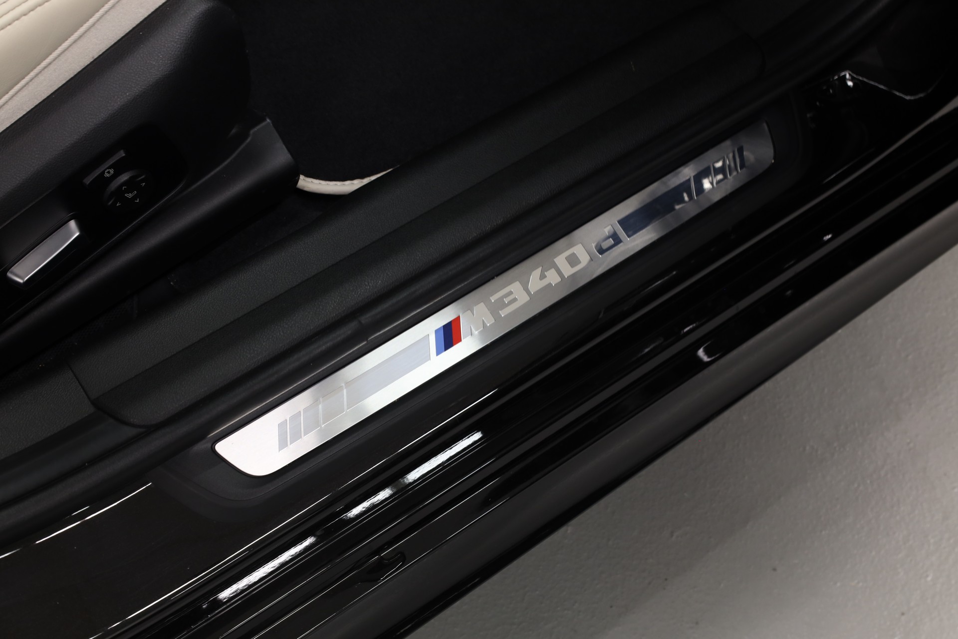 BMW M340d xDrive Touring M Sport-image-28