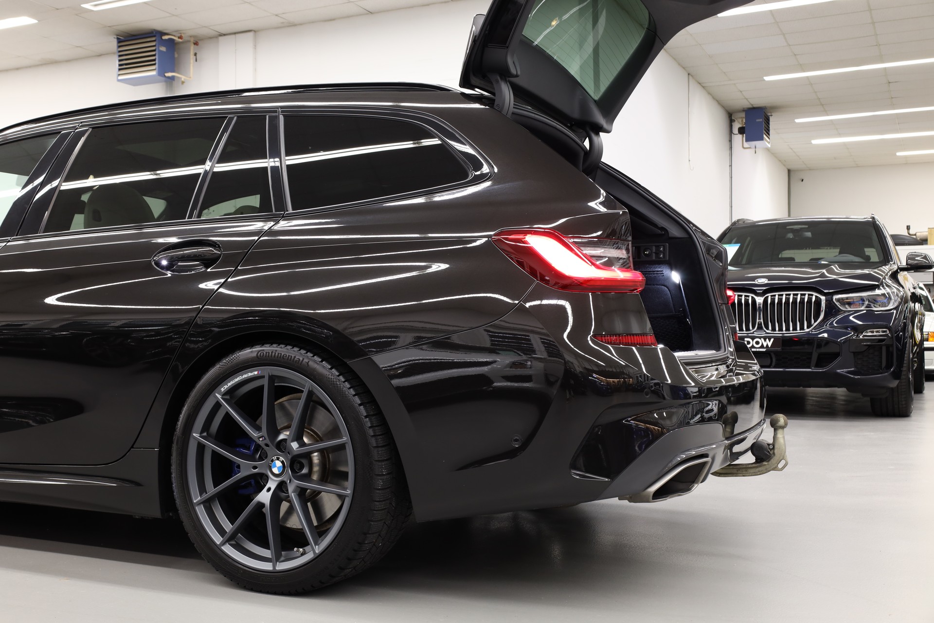 BMW M340d xDrive Touring M Sport-image-9