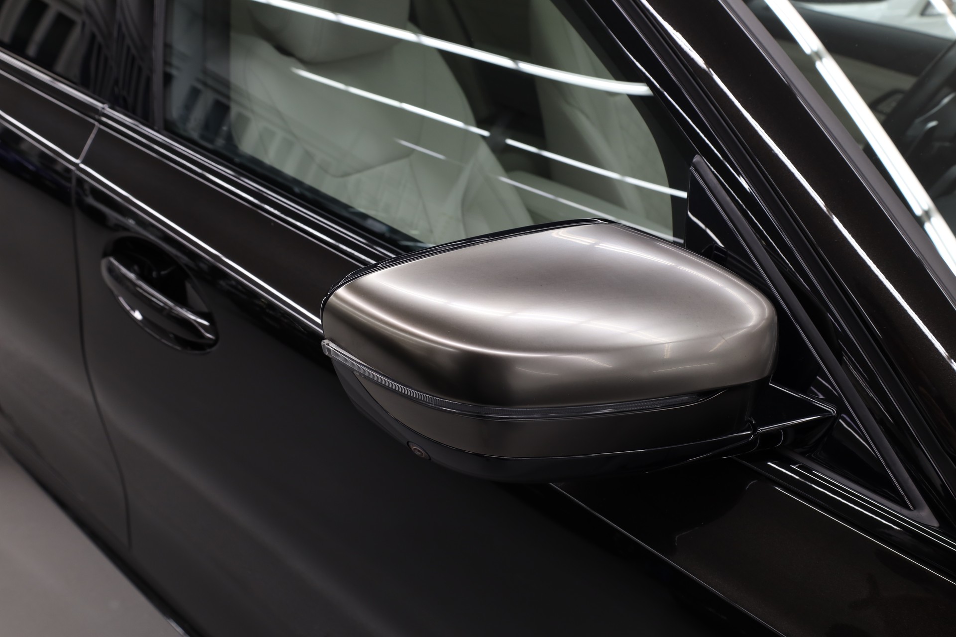 BMW M340d xDrive Touring M Sport-image-13