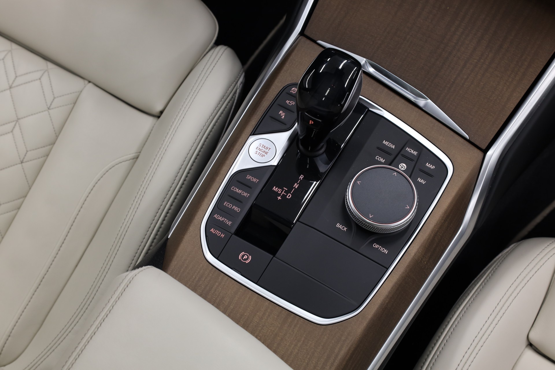 BMW M340d xDrive Touring M Sport-image-24