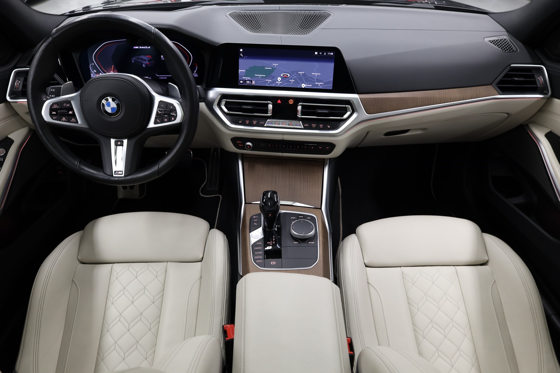BMW M340d xDrive Touring M Sport-image-15