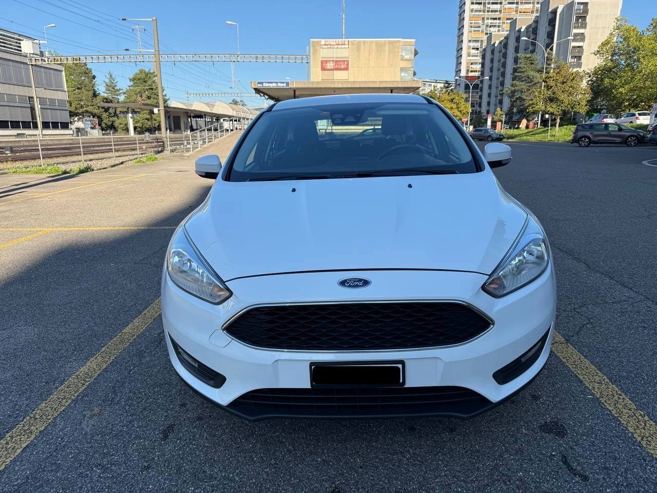 FORD Focus 1.0 SCTi Trend-image-1