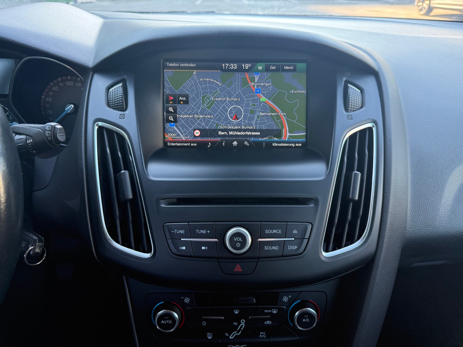 FORD Focus 1.0 SCTi Trend-image-7