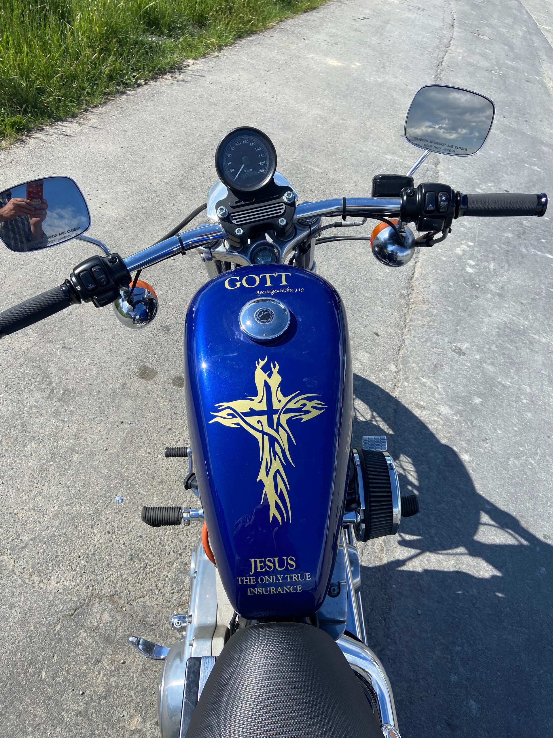 HARLEY-DAVIDSON XL 883-image-3