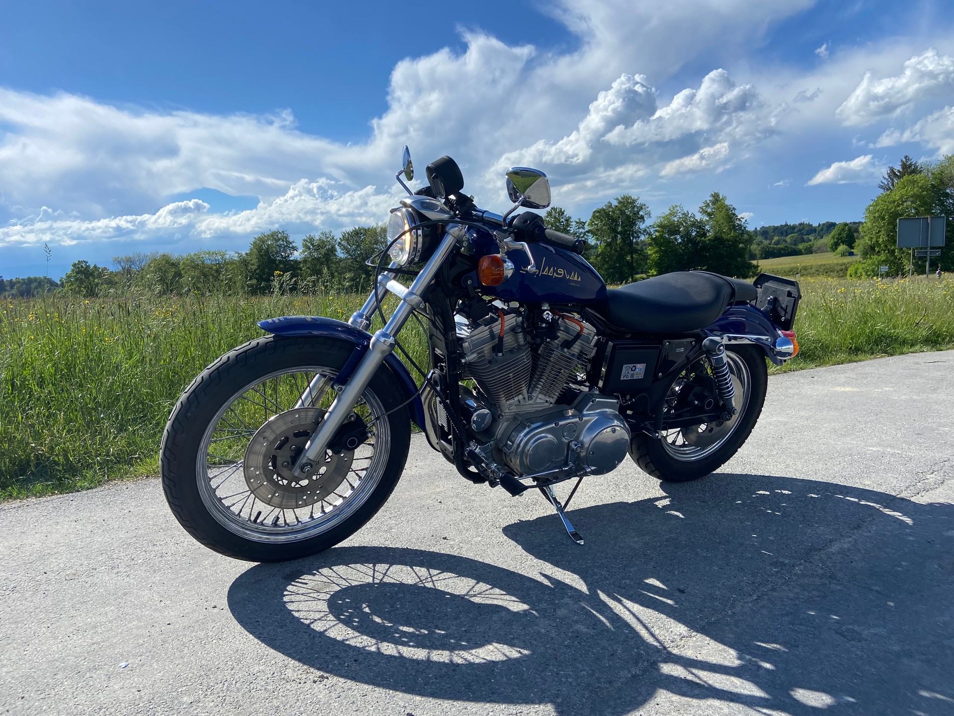 HARLEY-DAVIDSON XL 883-image-4